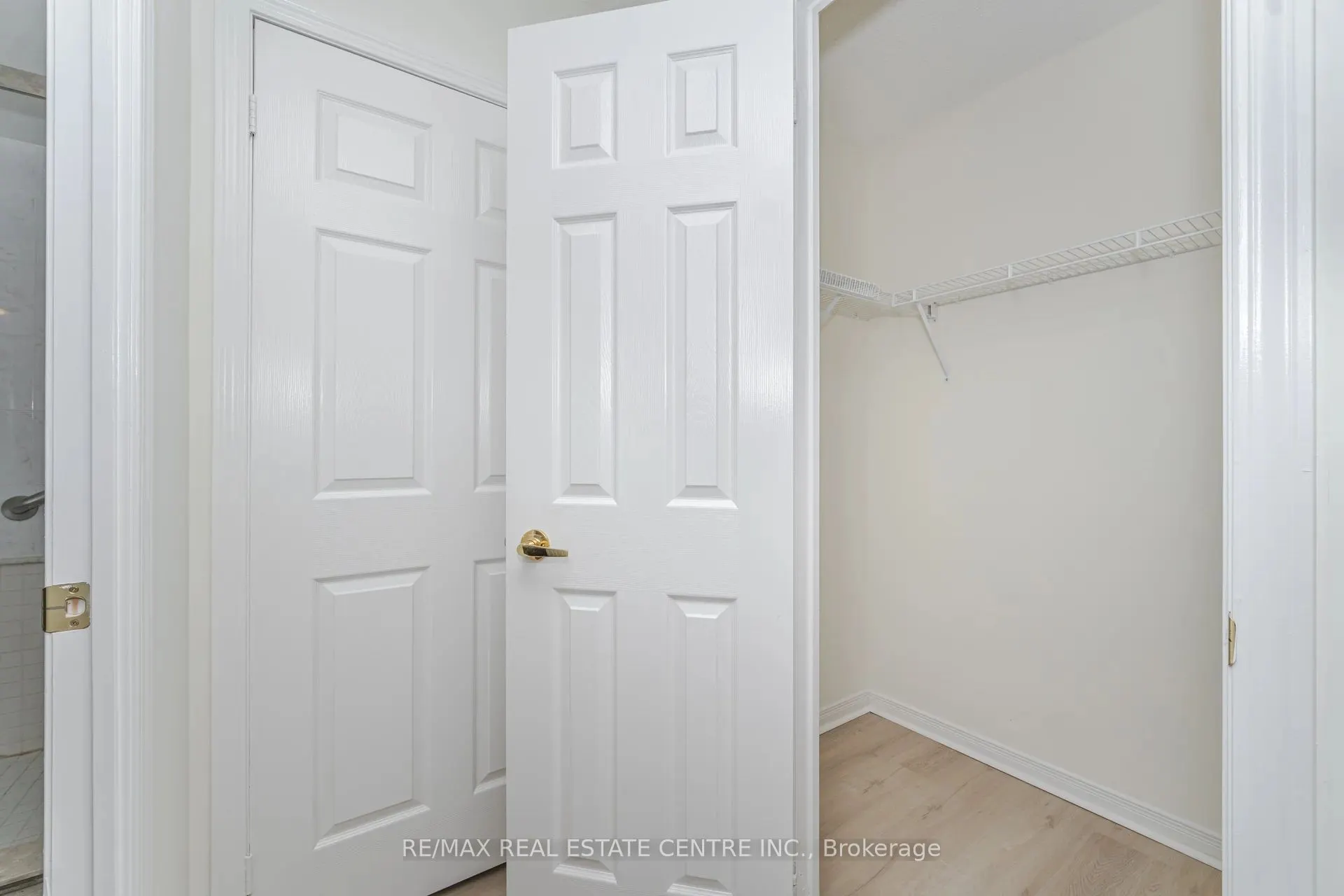 4850 Glen Erin Drive, #109