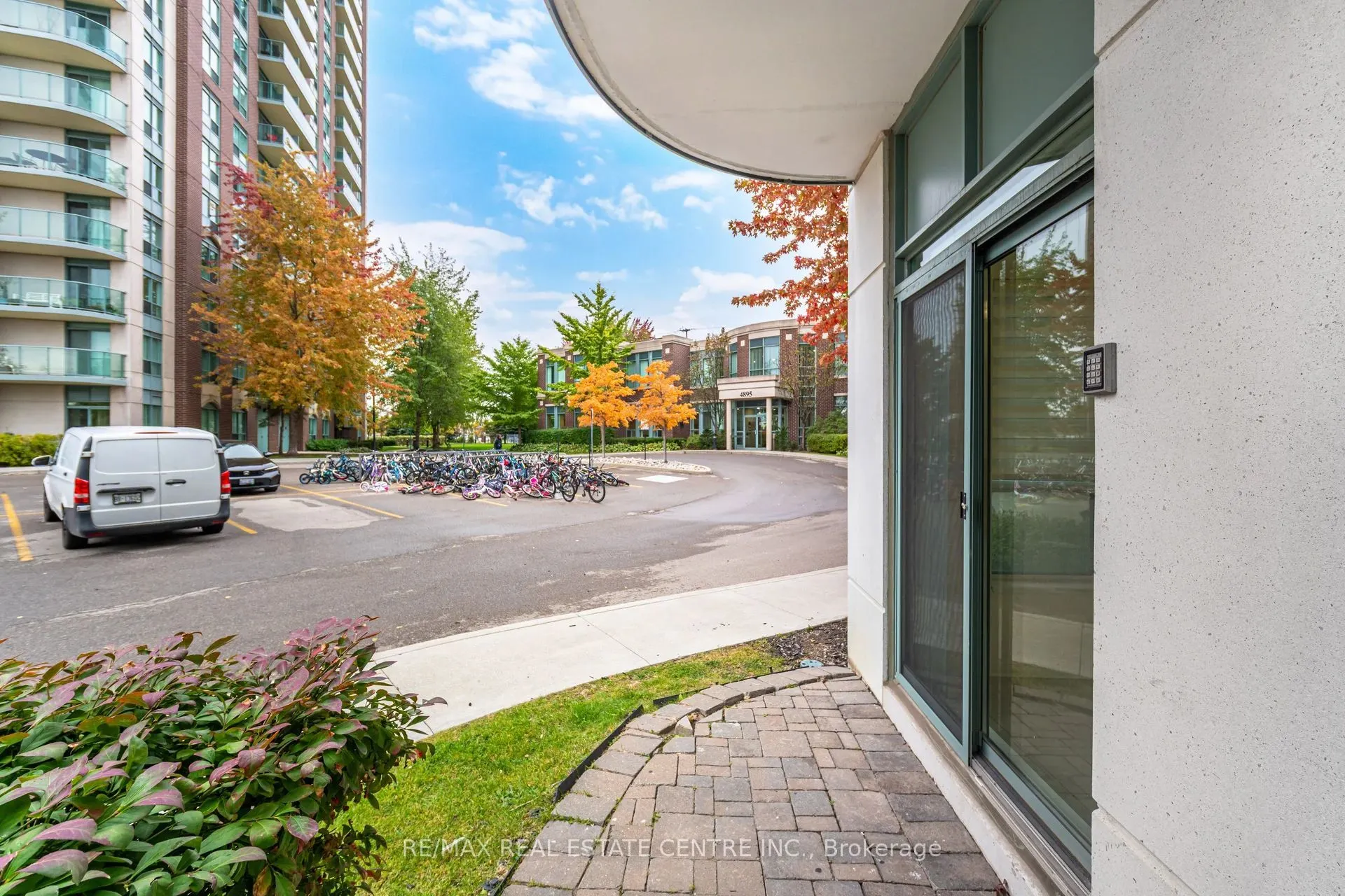 4850 Glen Erin Drive, #109