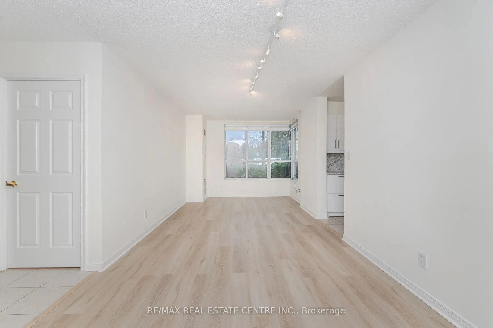 4850 Glen Erin Drive, #109