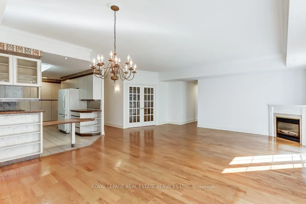 30 Anglesey Boulevard, #101