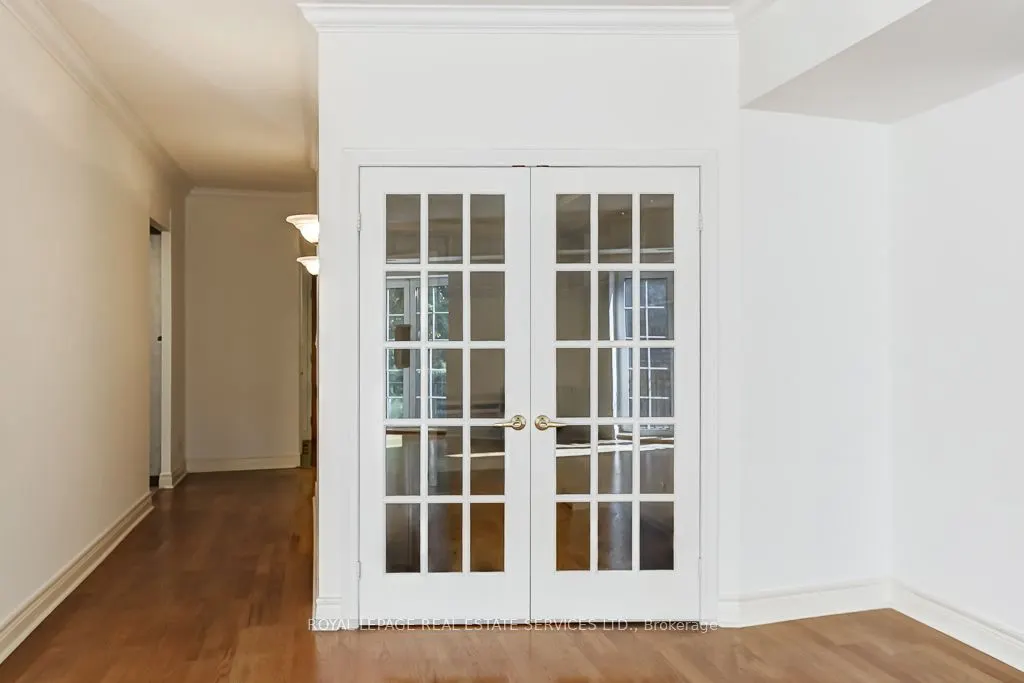 30 Anglesey Boulevard, #101
