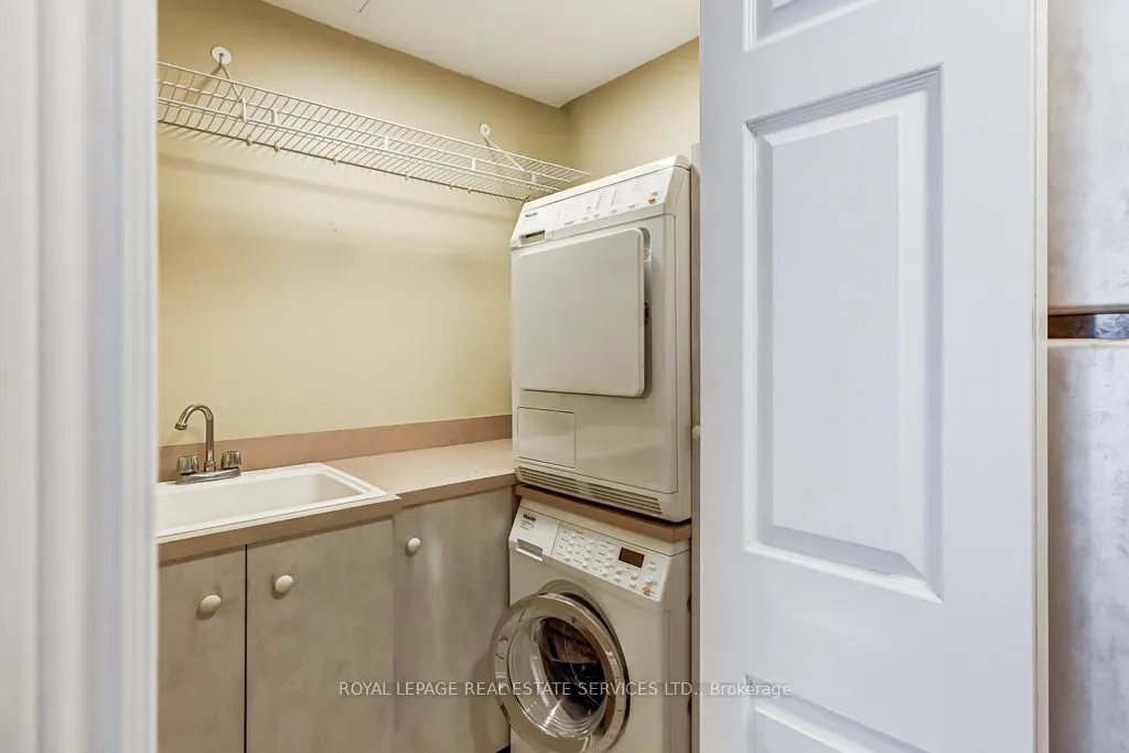 30 Anglesey Boulevard, #101