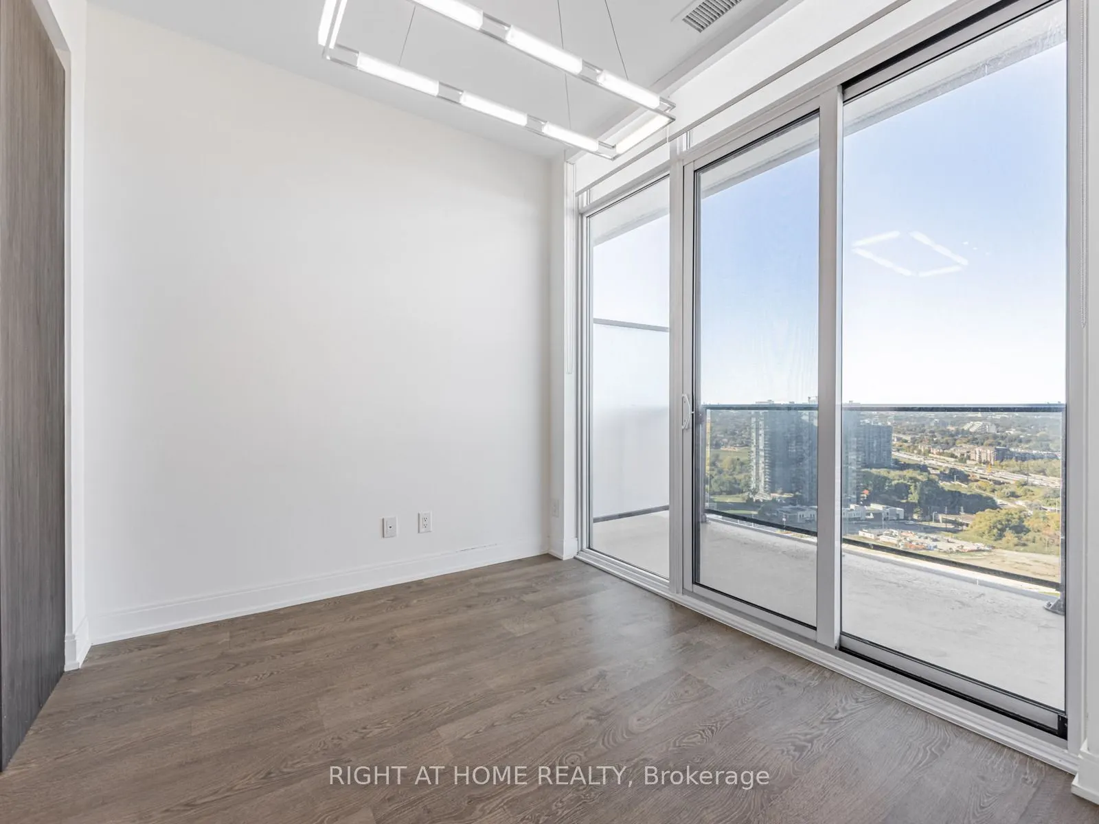 70 ANNIE CRAIG Drive, #3009
