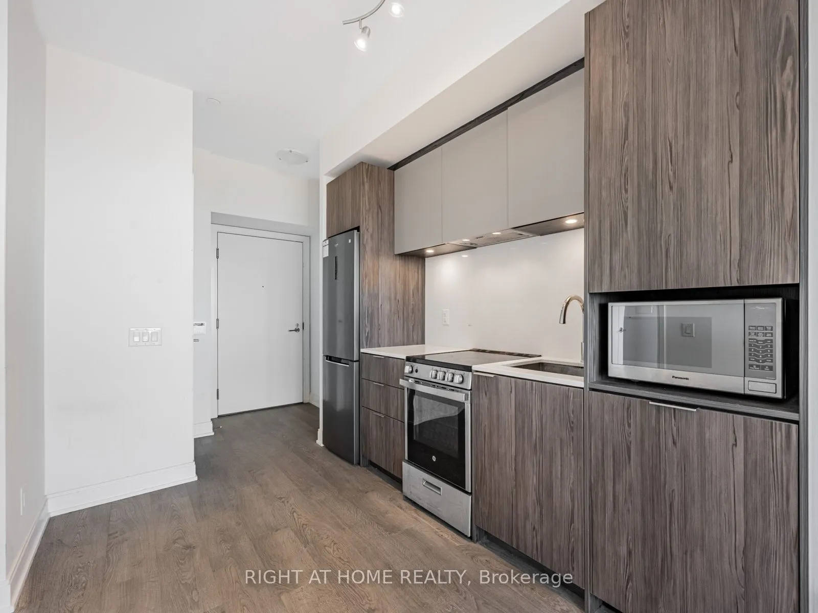 70 ANNIE CRAIG Drive, #3009
