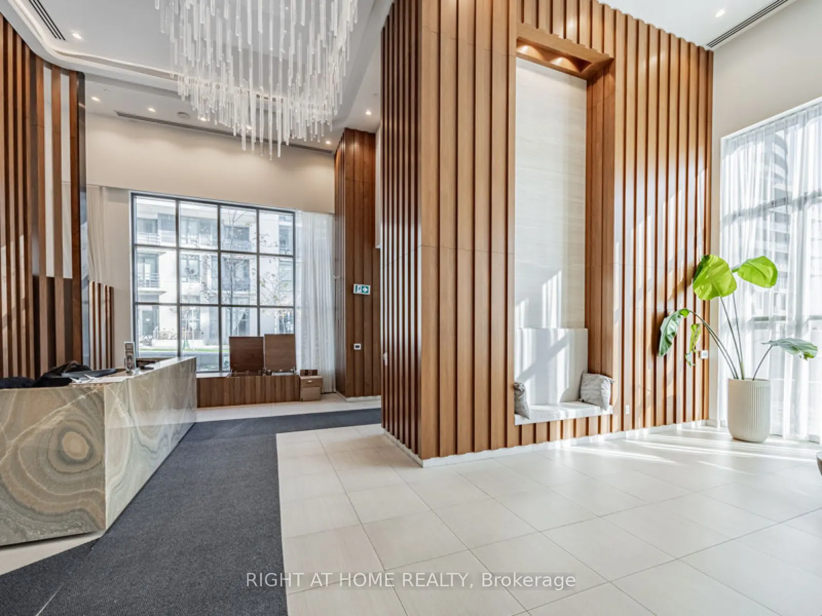 70 ANNIE CRAIG Drive, #3009