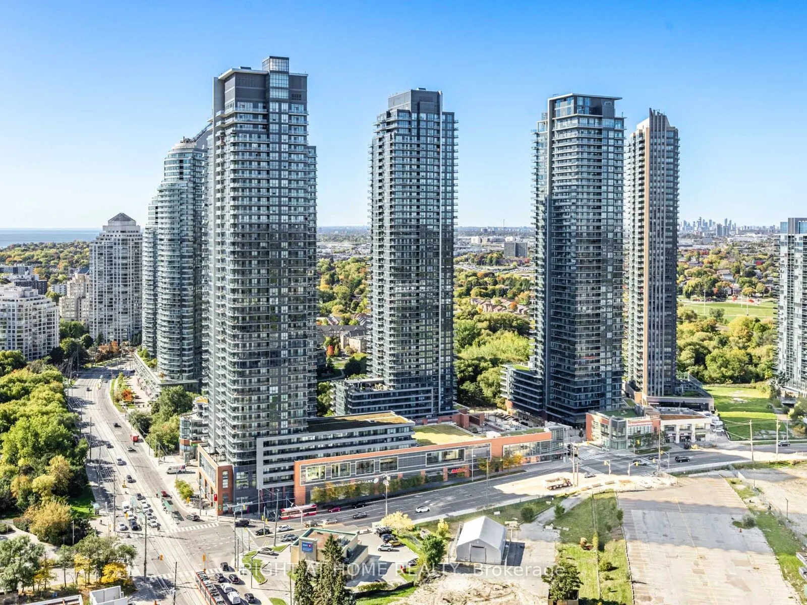 70 ANNIE CRAIG Drive, #3009