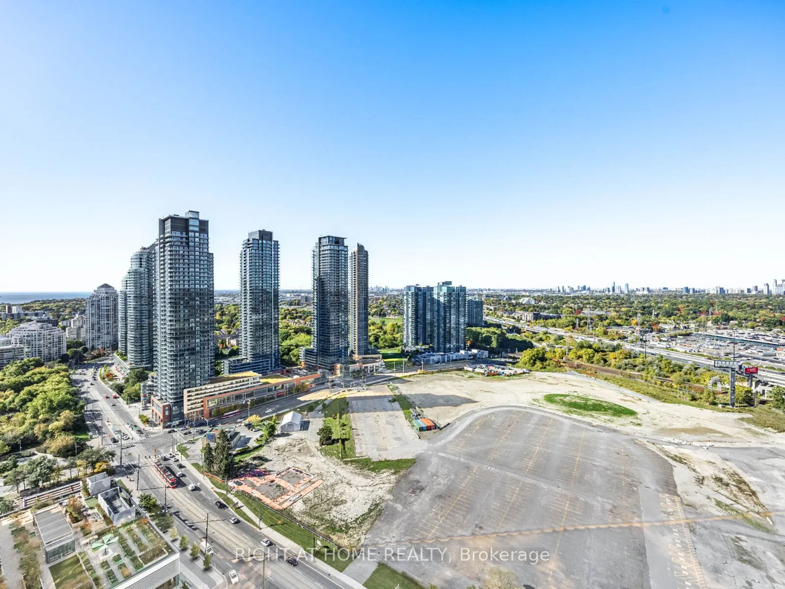70 ANNIE CRAIG Drive, #3009