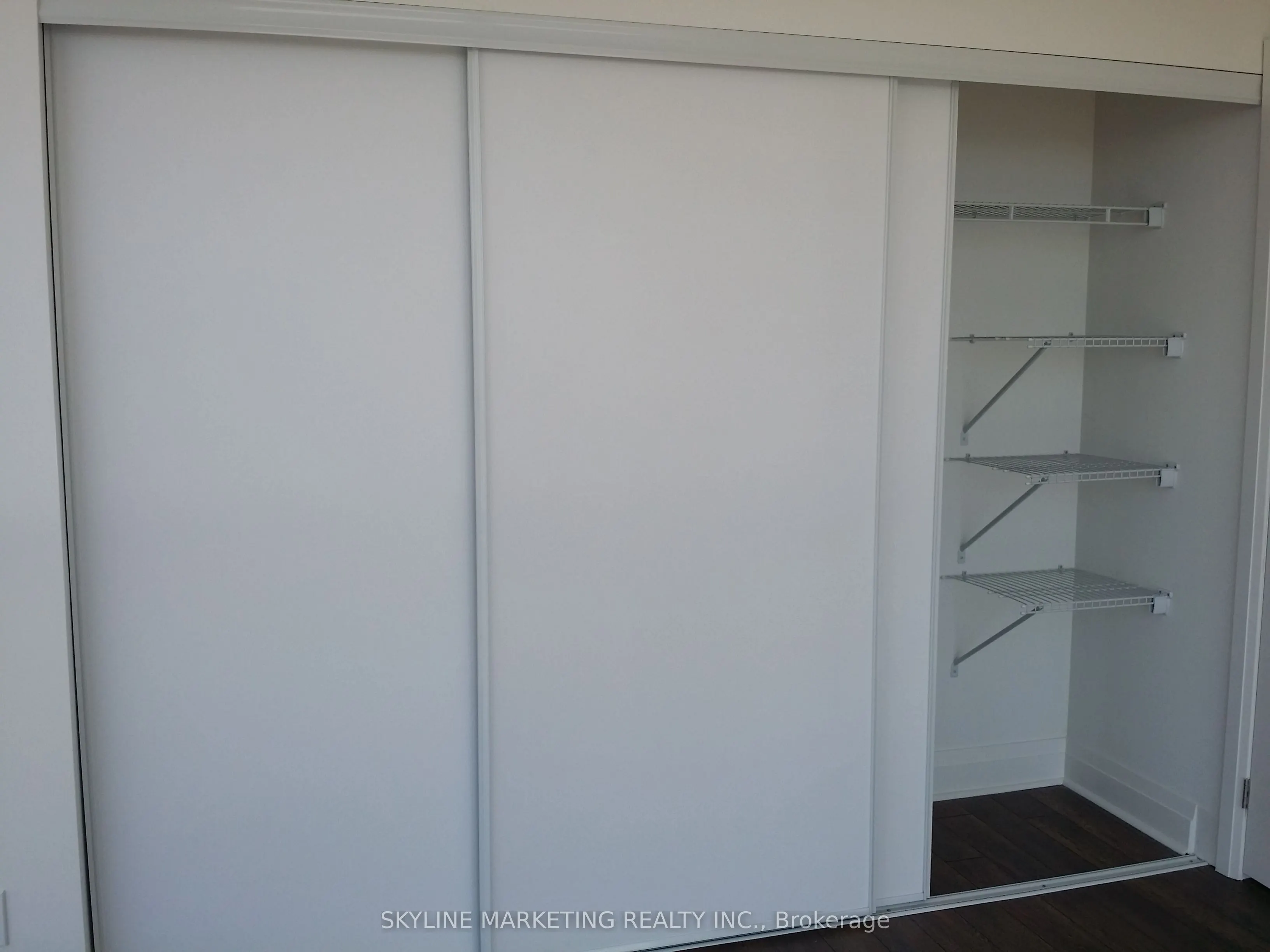 17 Zorra Street, #1209
