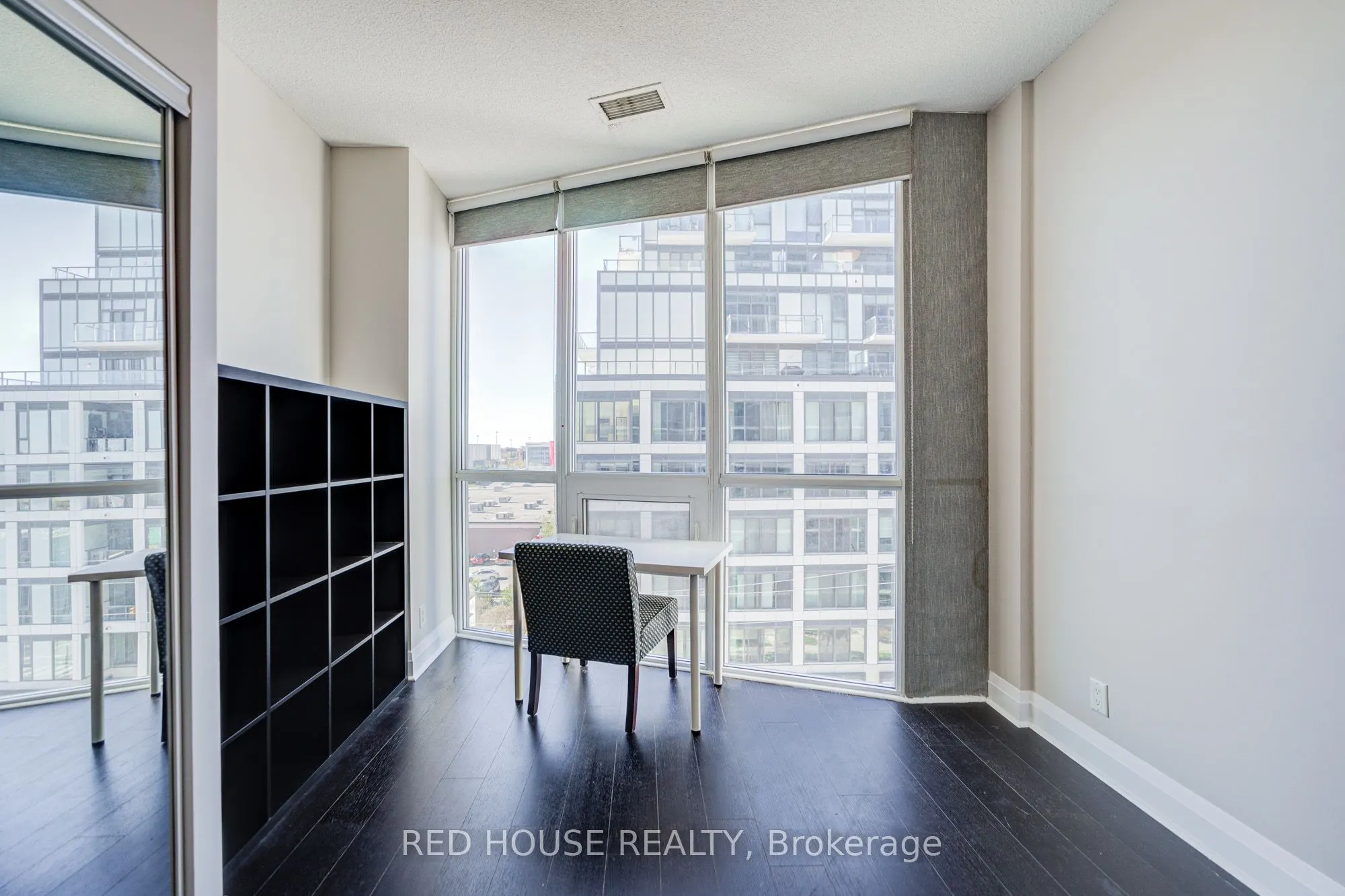 1185 The Queensway Avenue, #604