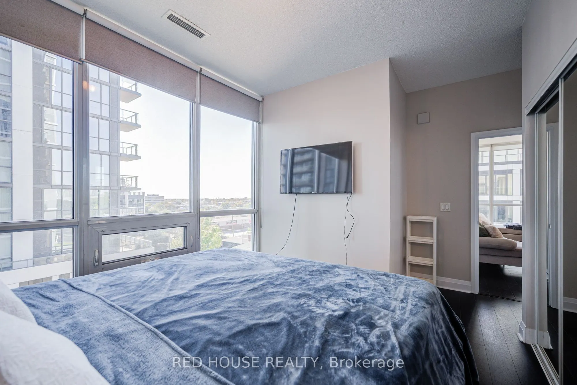 1185 The Queensway Avenue, #604