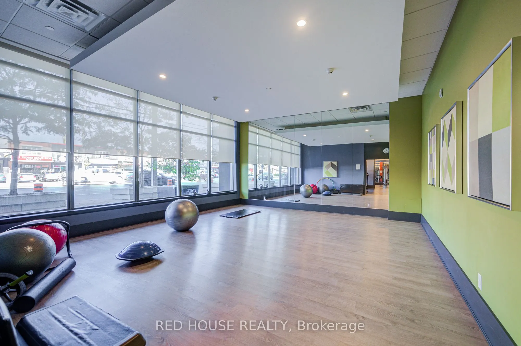 1185 The Queensway Avenue, #604