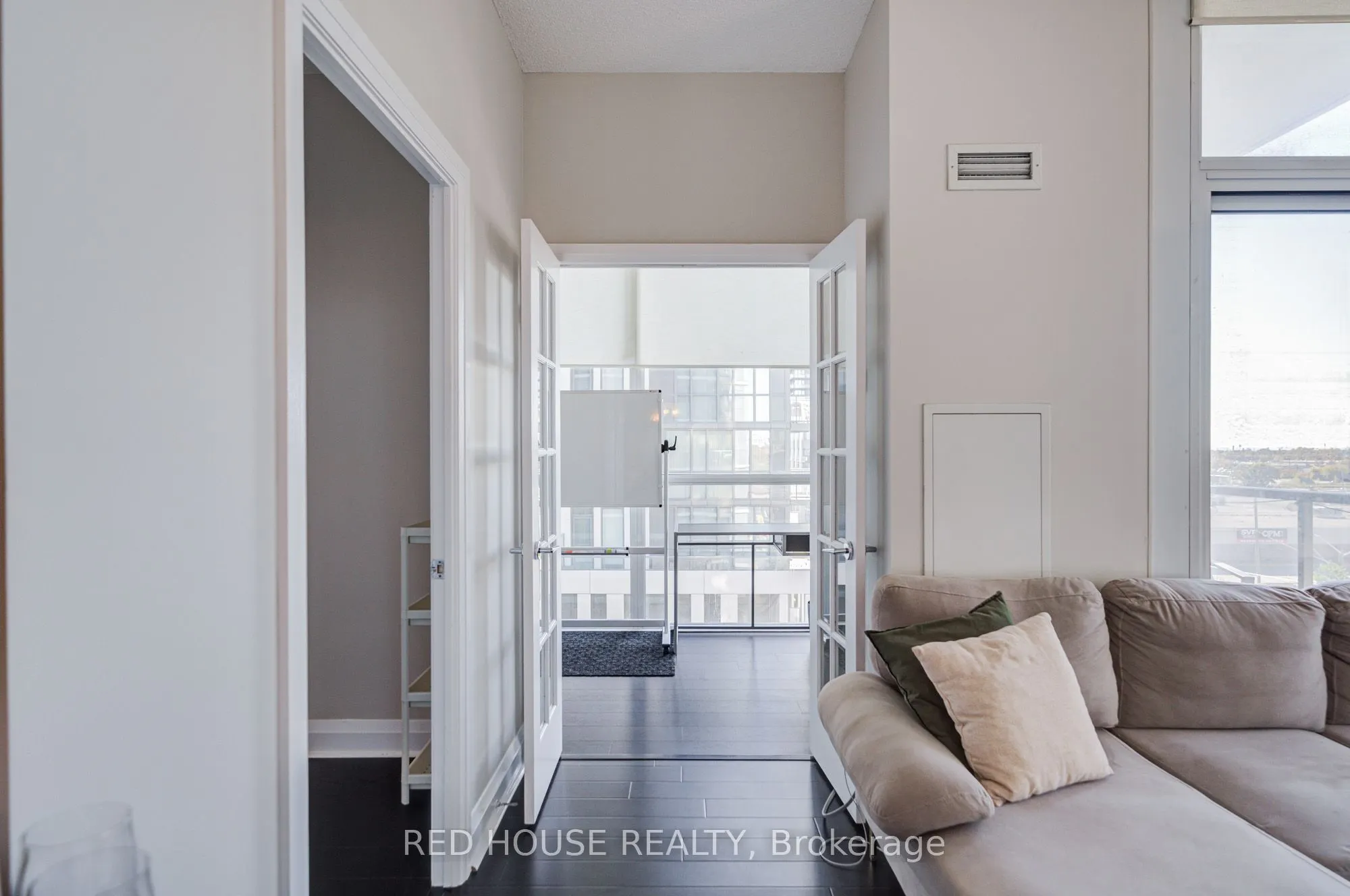 1185 The Queensway Avenue, #604