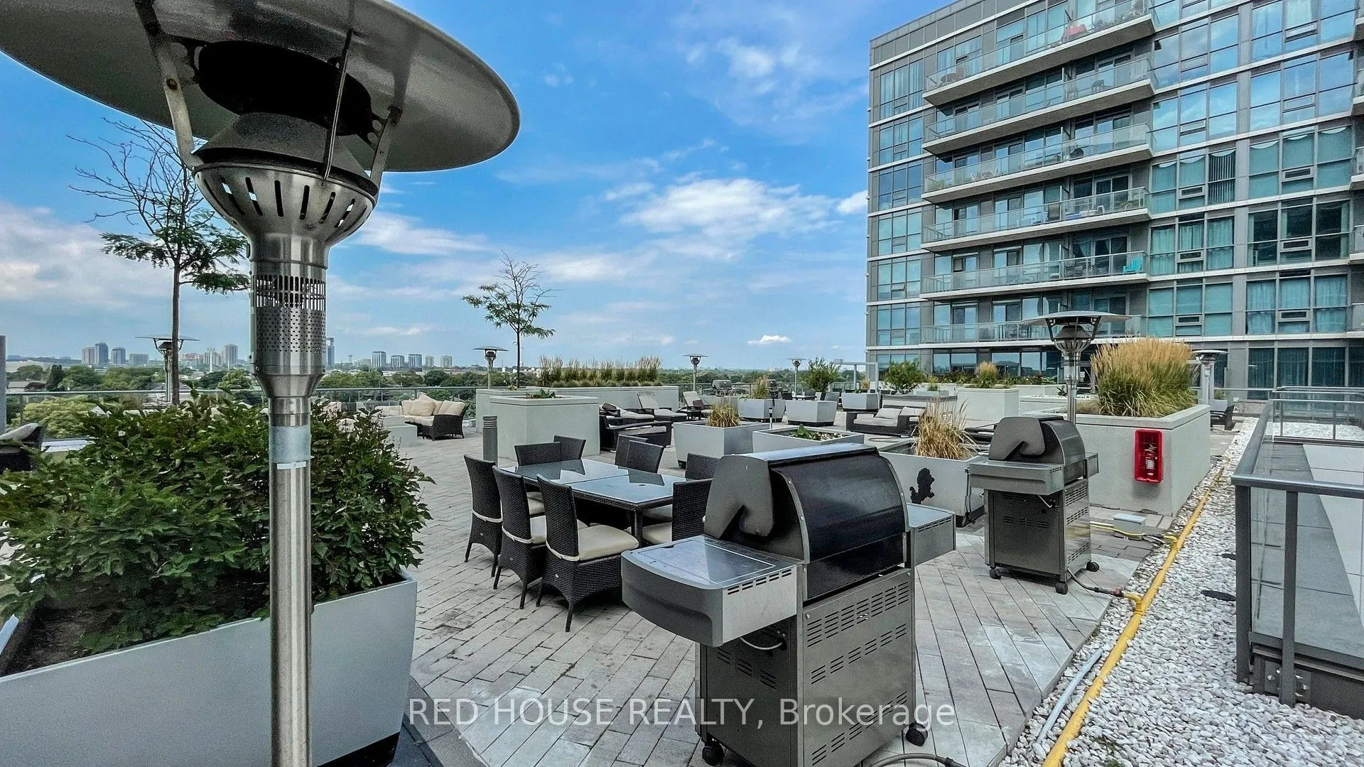 1185 The Queensway Avenue, #604