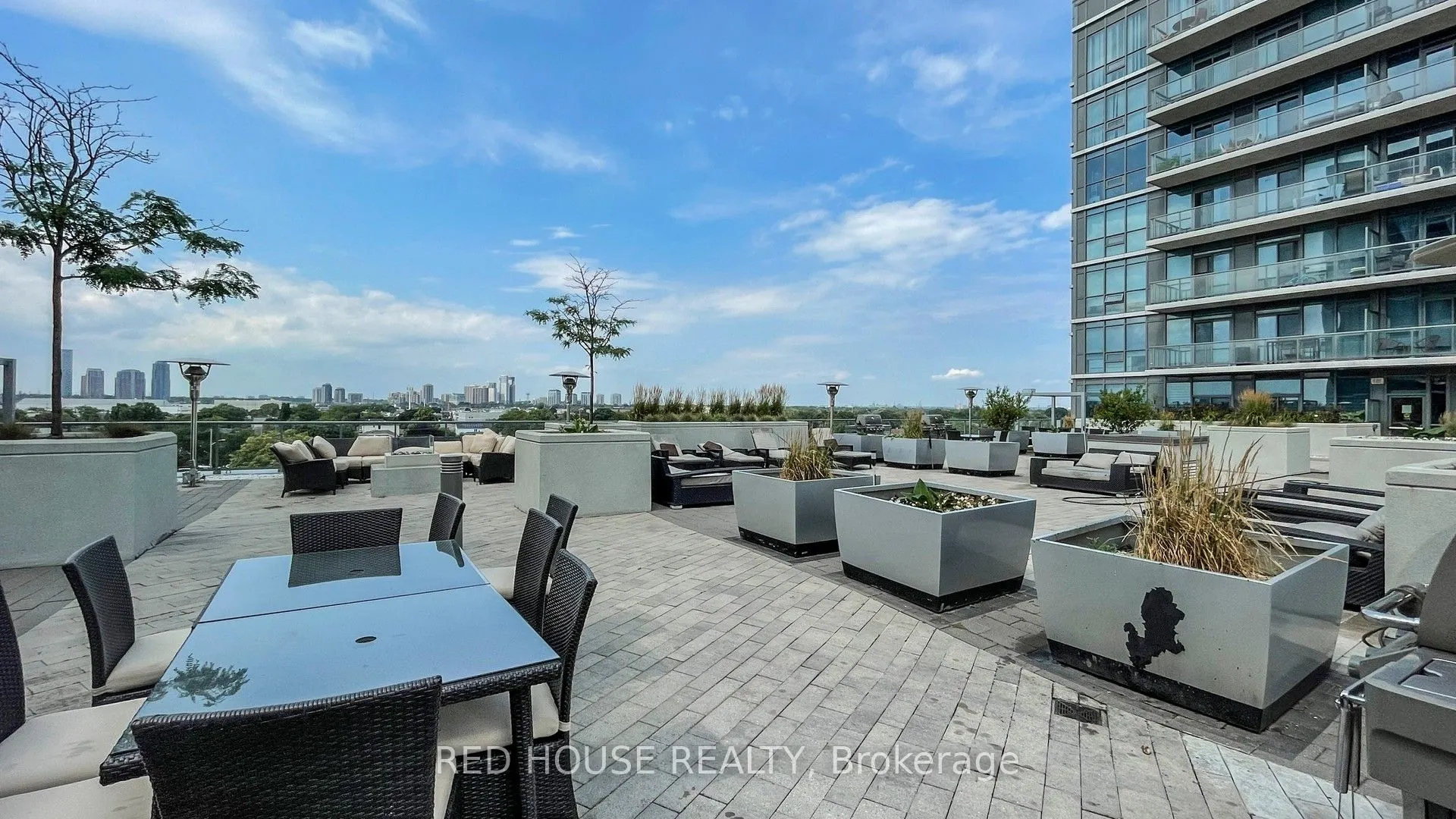1185 The Queensway Avenue, #604