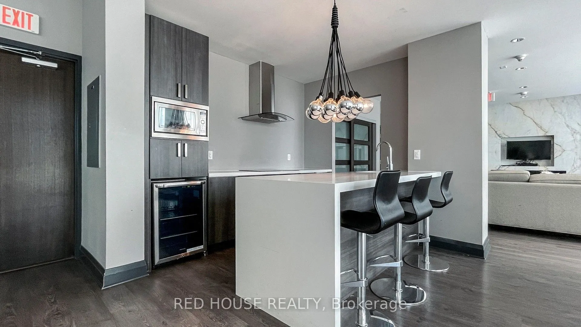 1185 The Queensway Avenue, #604