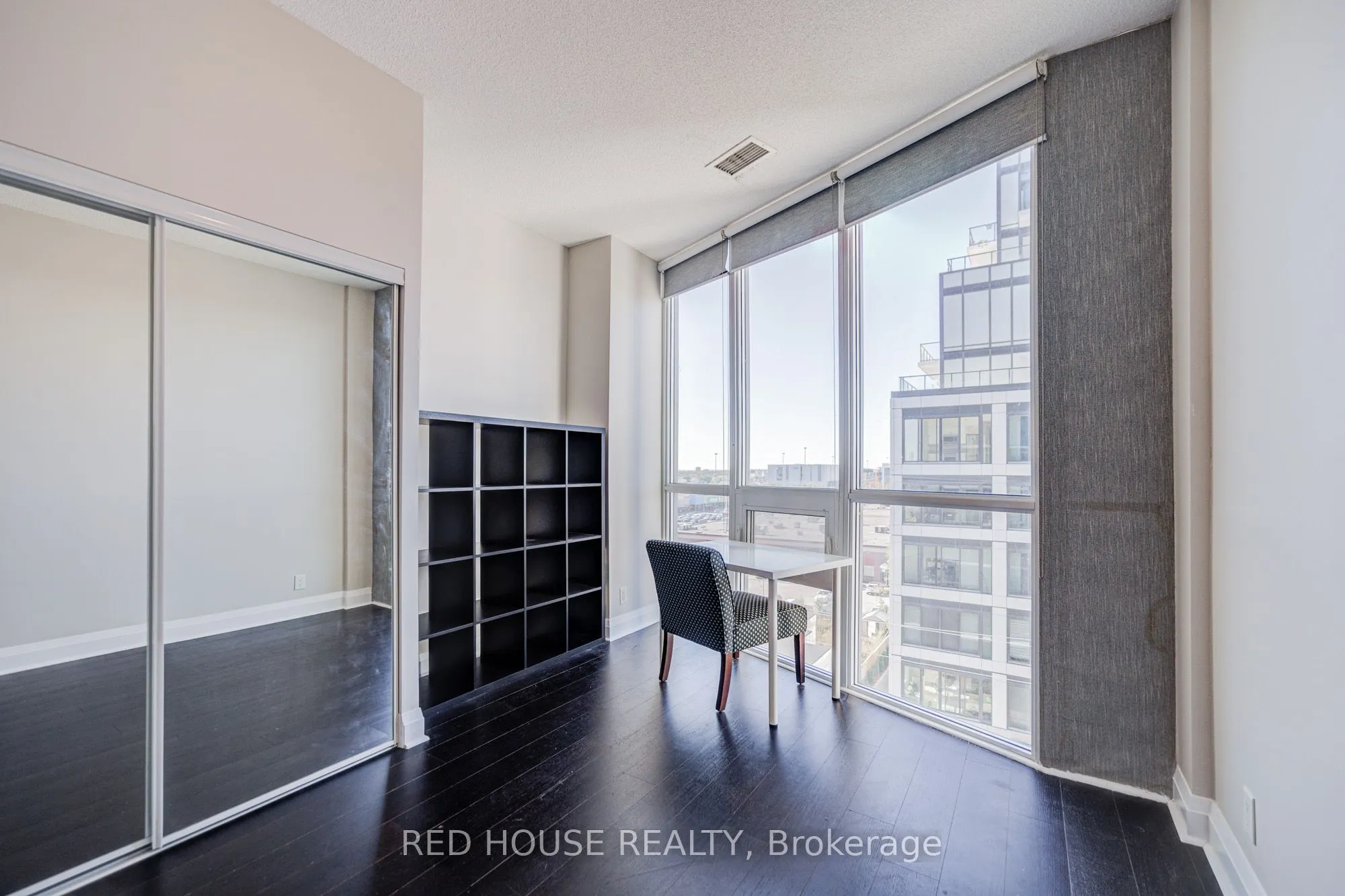 1185 The Queensway Avenue, #604