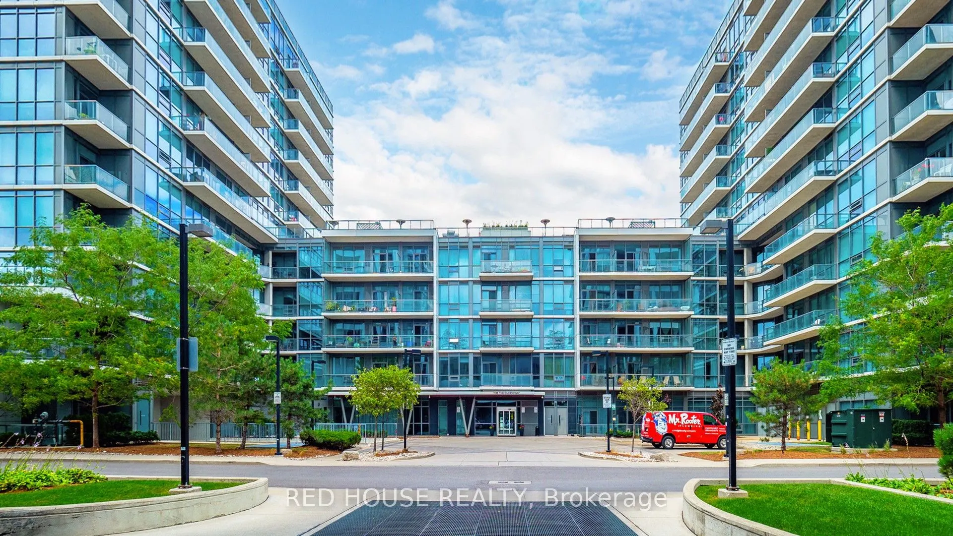 1185 The Queensway Avenue, #604
