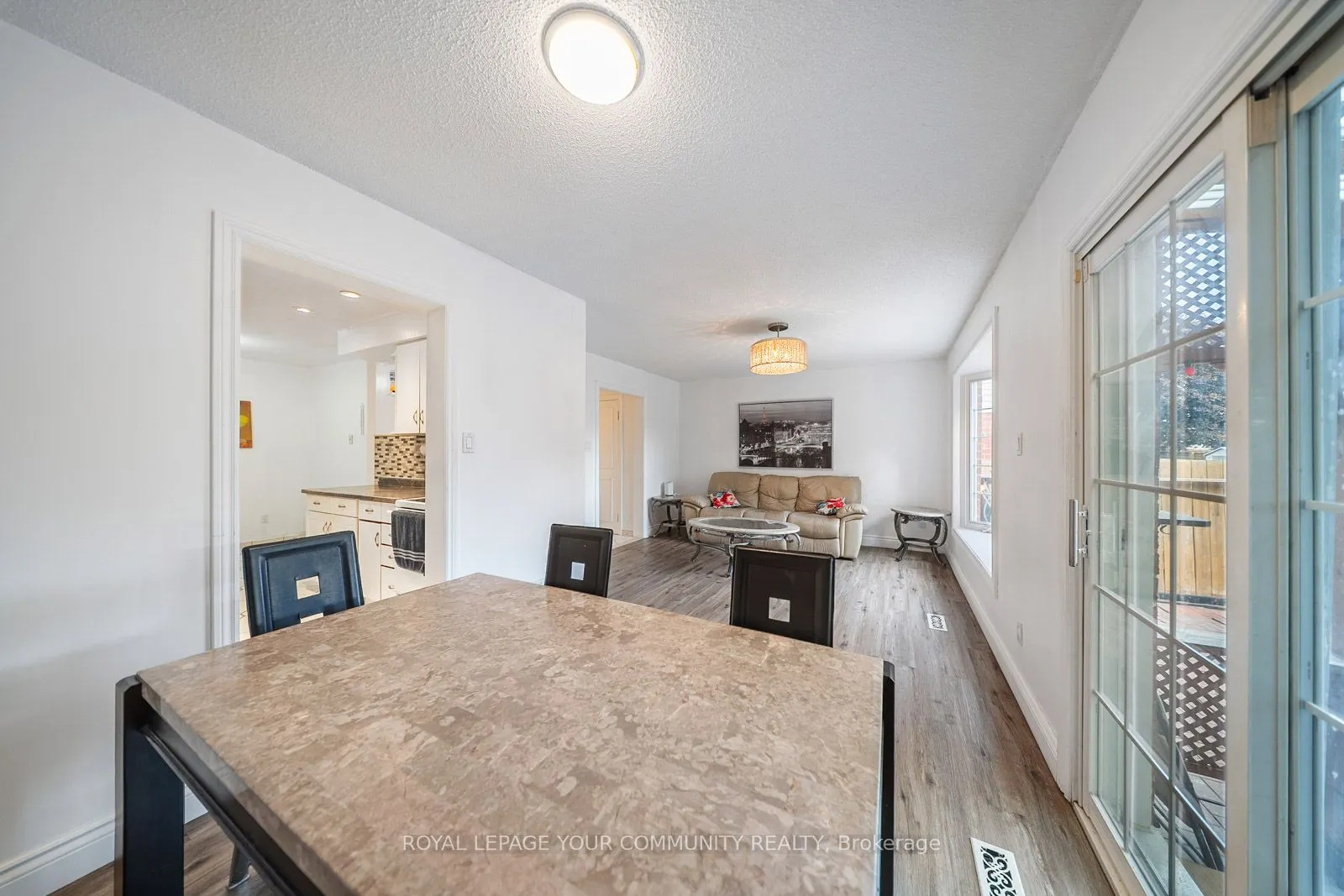 353 Rutherford Road N