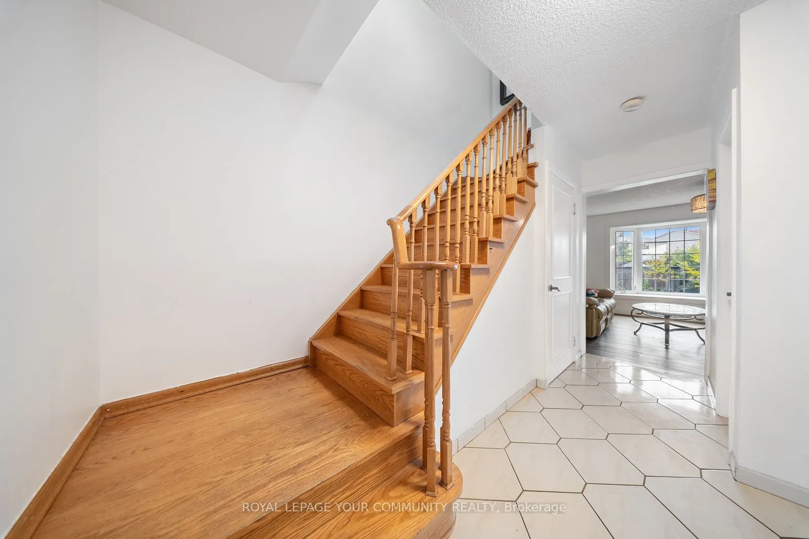 353 Rutherford Road N