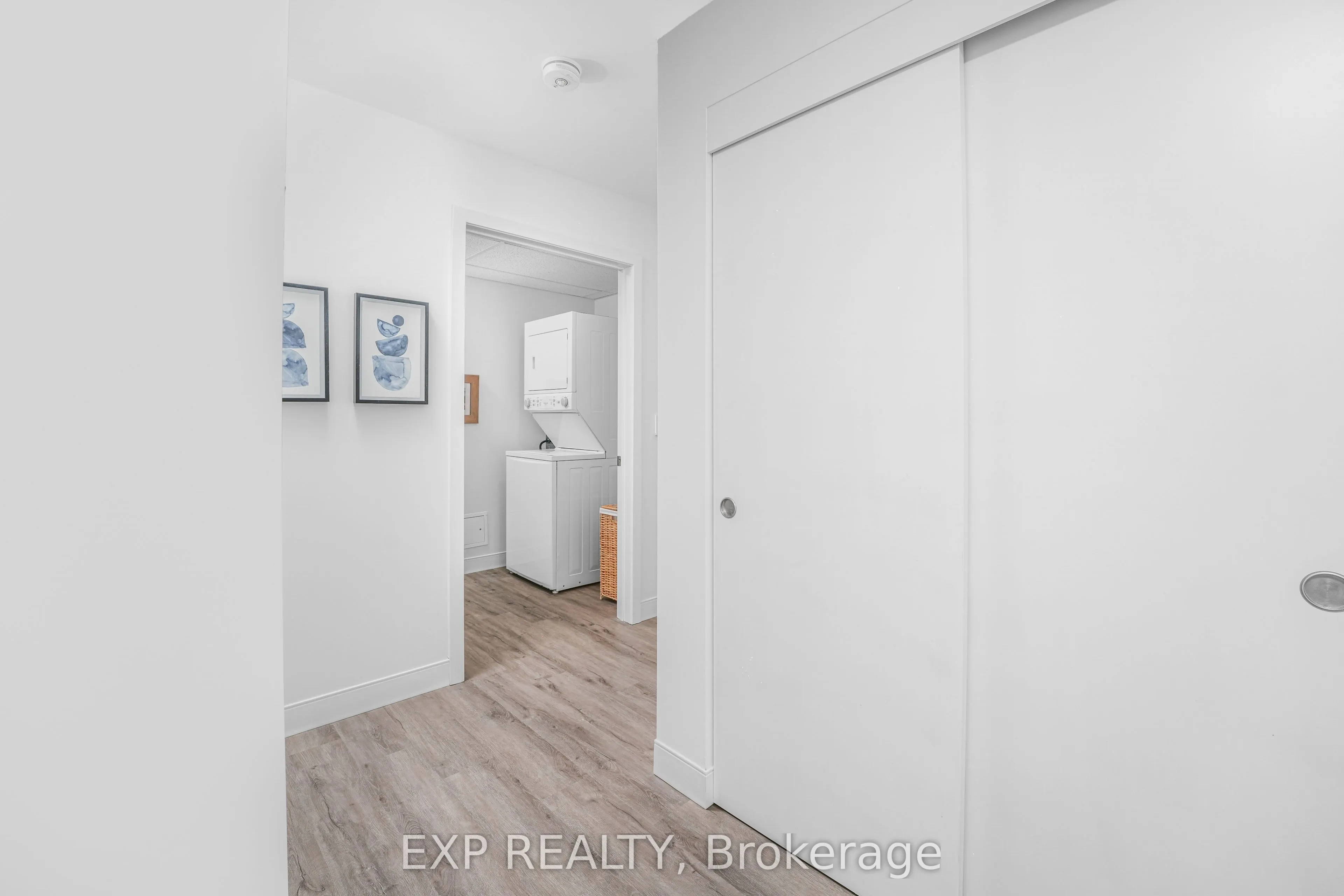 100 Manett Crescent, #TH2