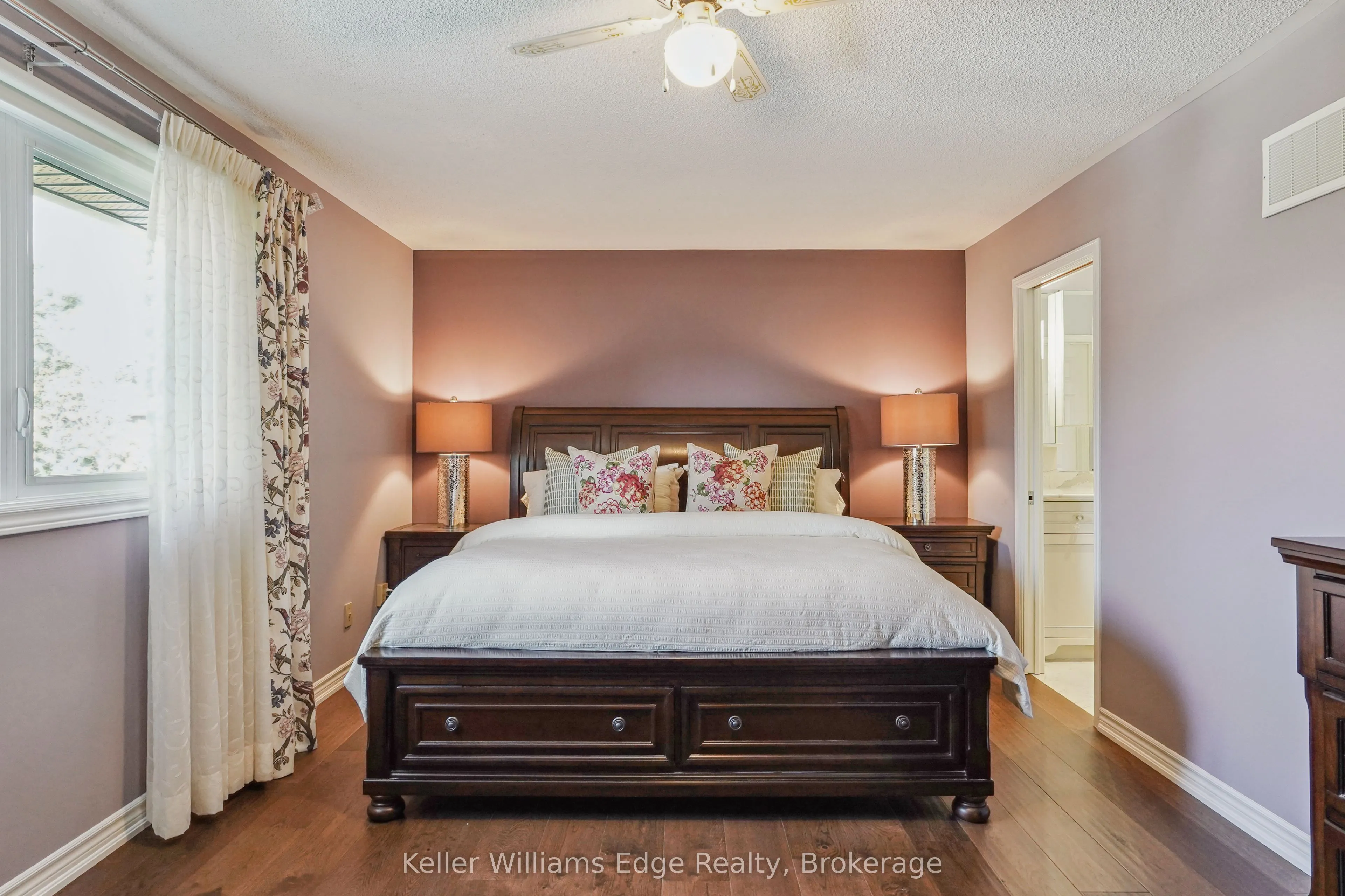 1121 Manor Road