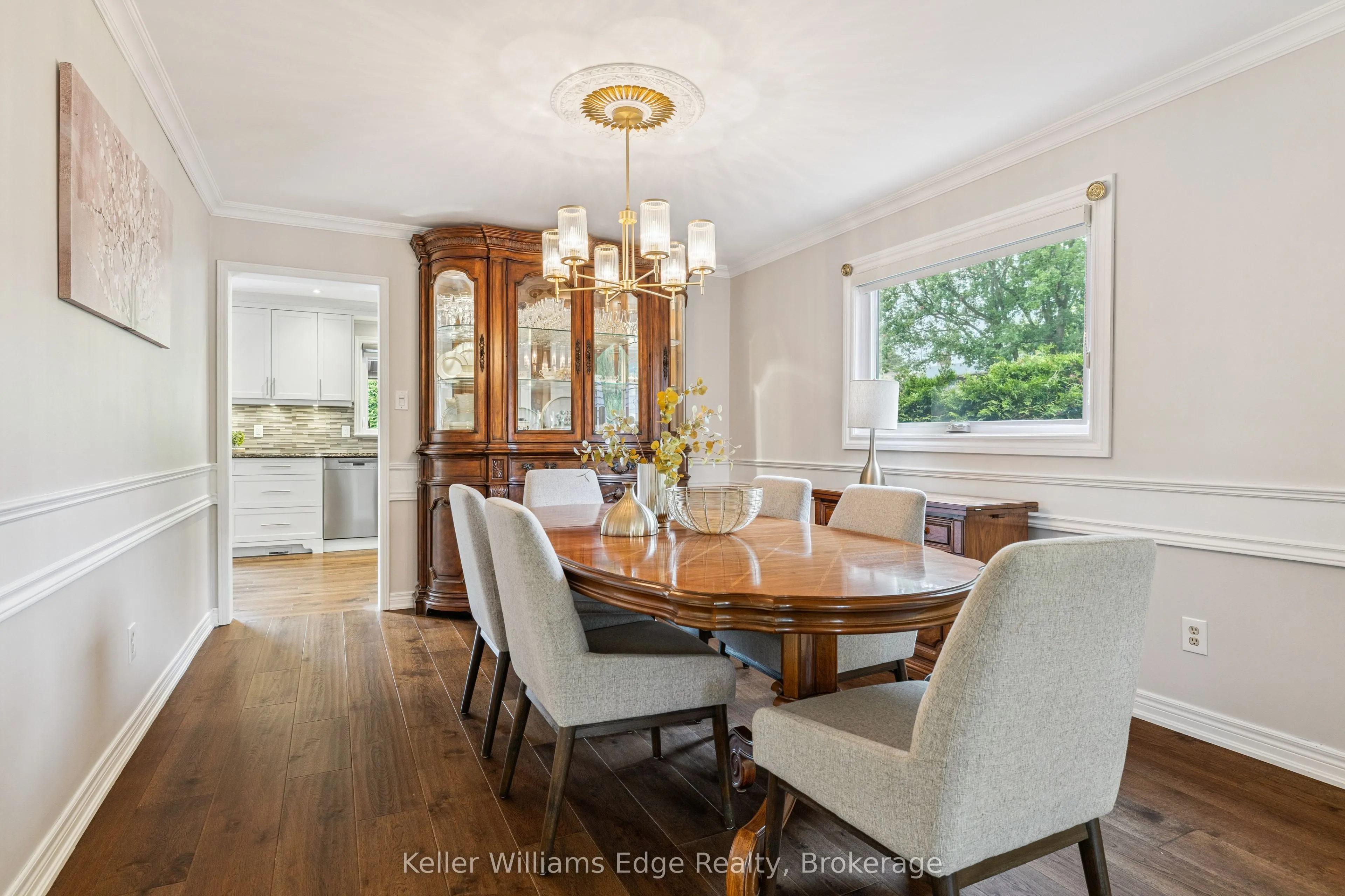 1121 Manor Road