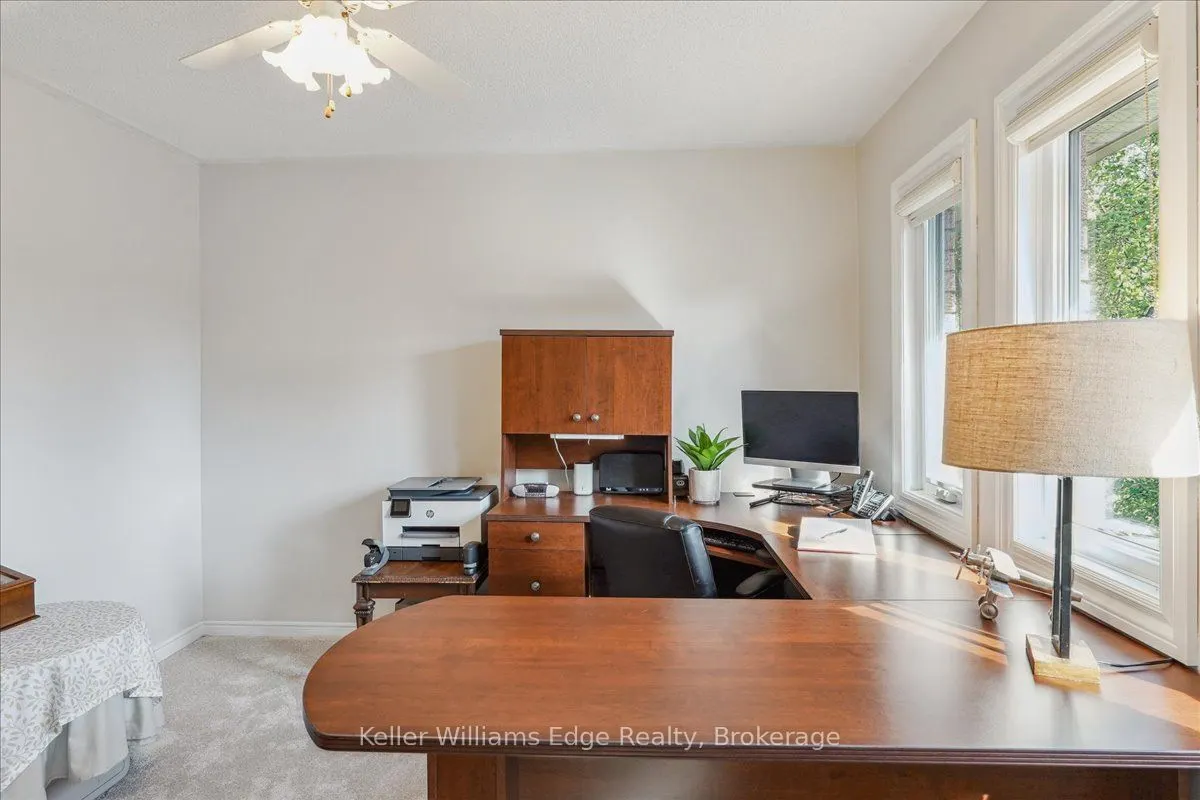 1121 Manor Road