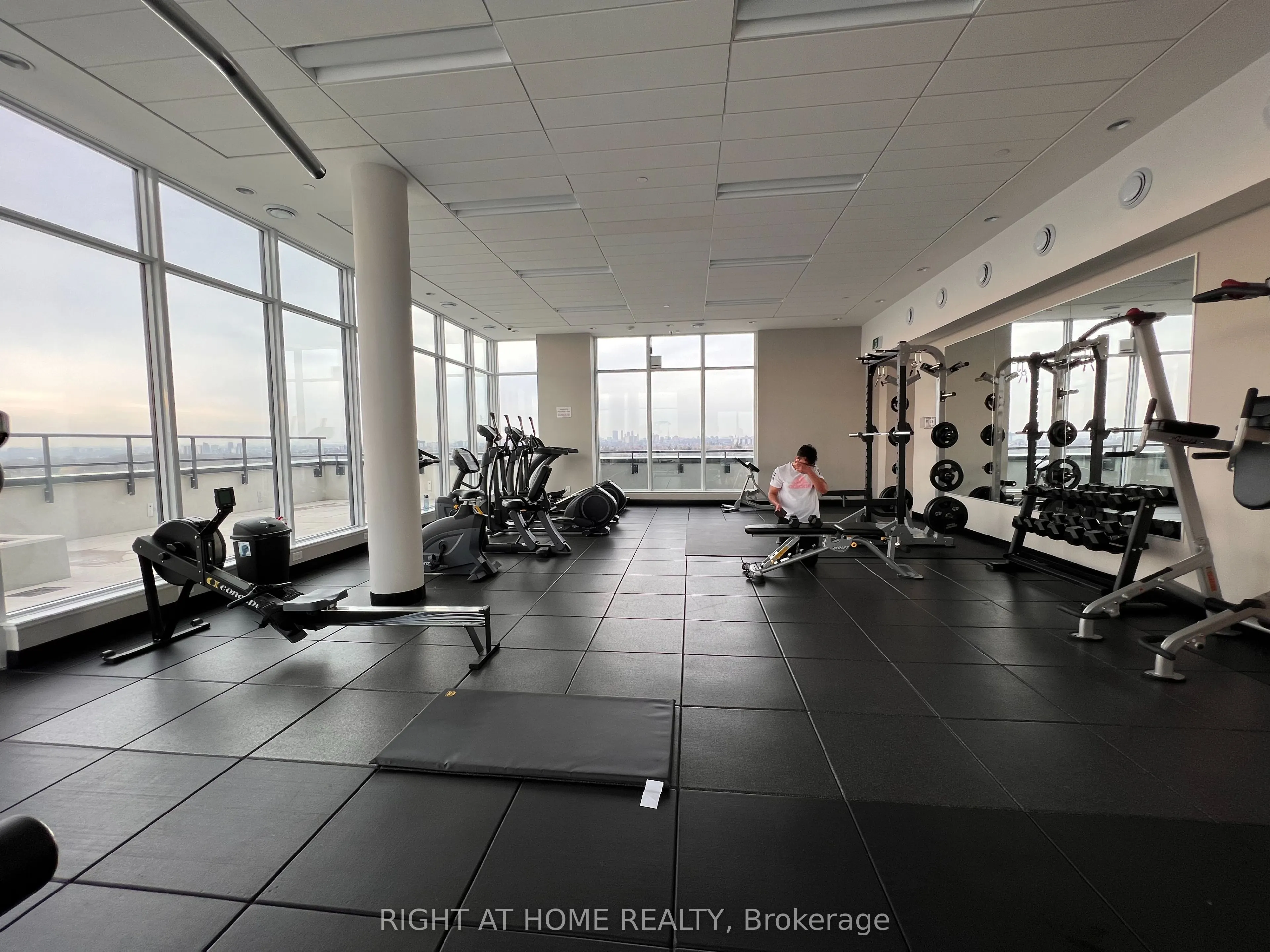 2800 Keele Street, #319