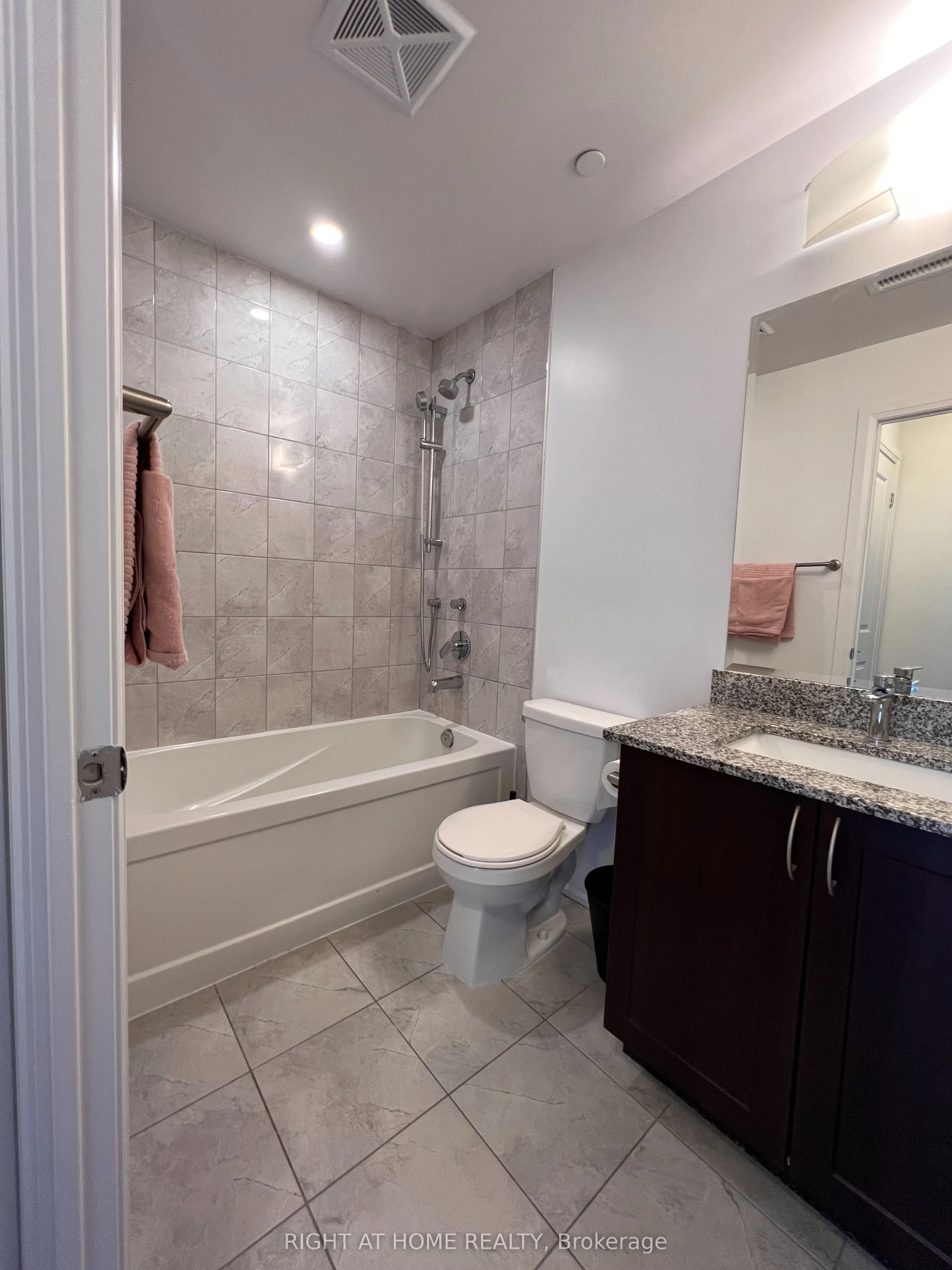 2800 Keele Street, #319