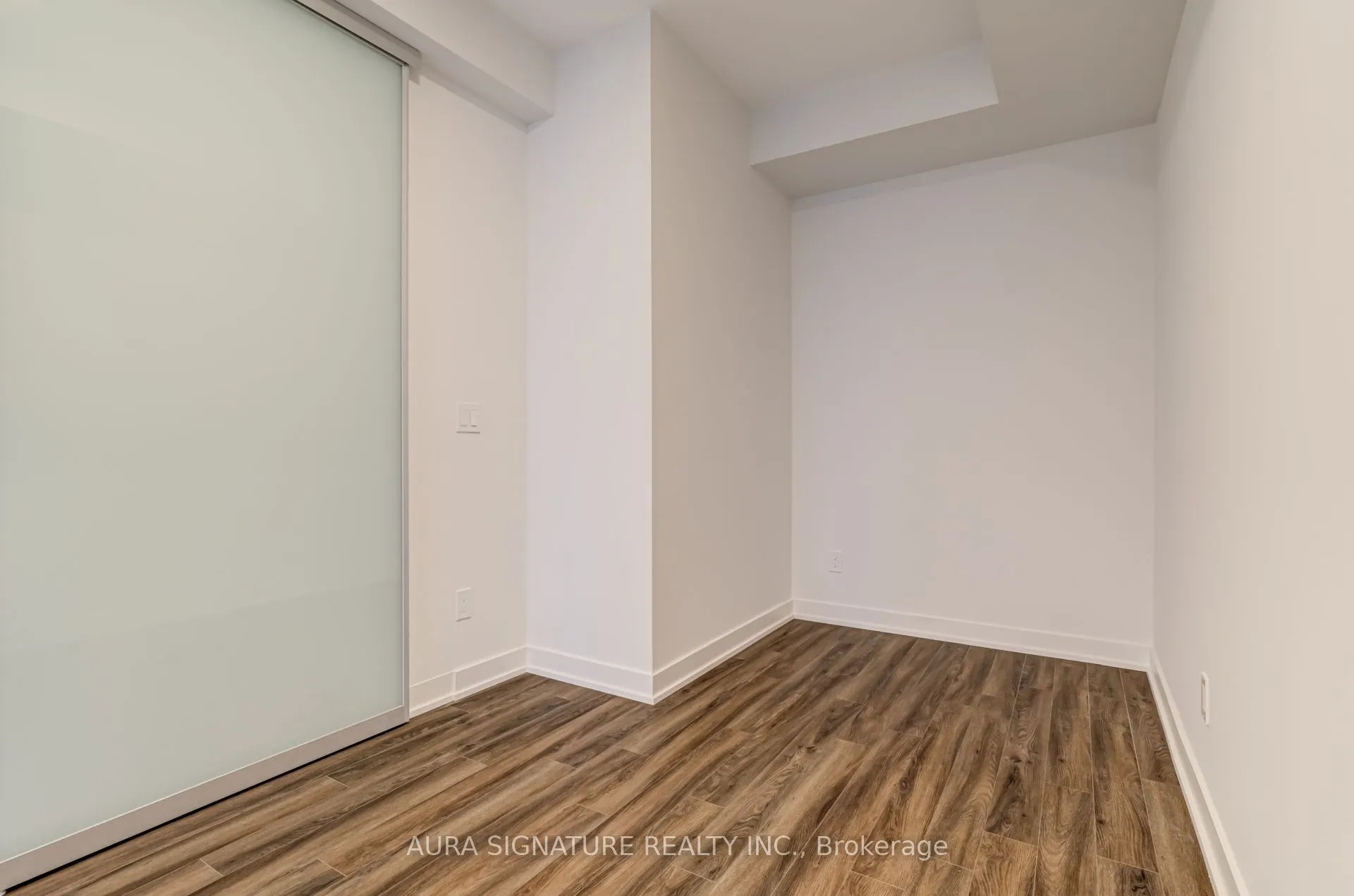 1928 Lake Shore Boulevard W, #2205