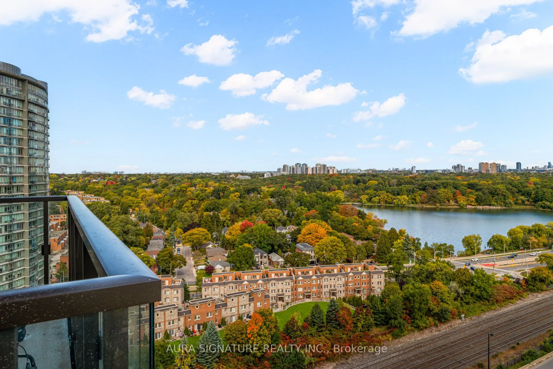 1928 Lake Shore Boulevard W, #2205