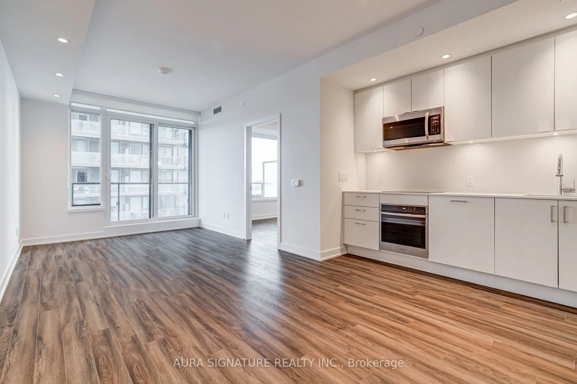 1928 Lake Shore Boulevard W, #2205