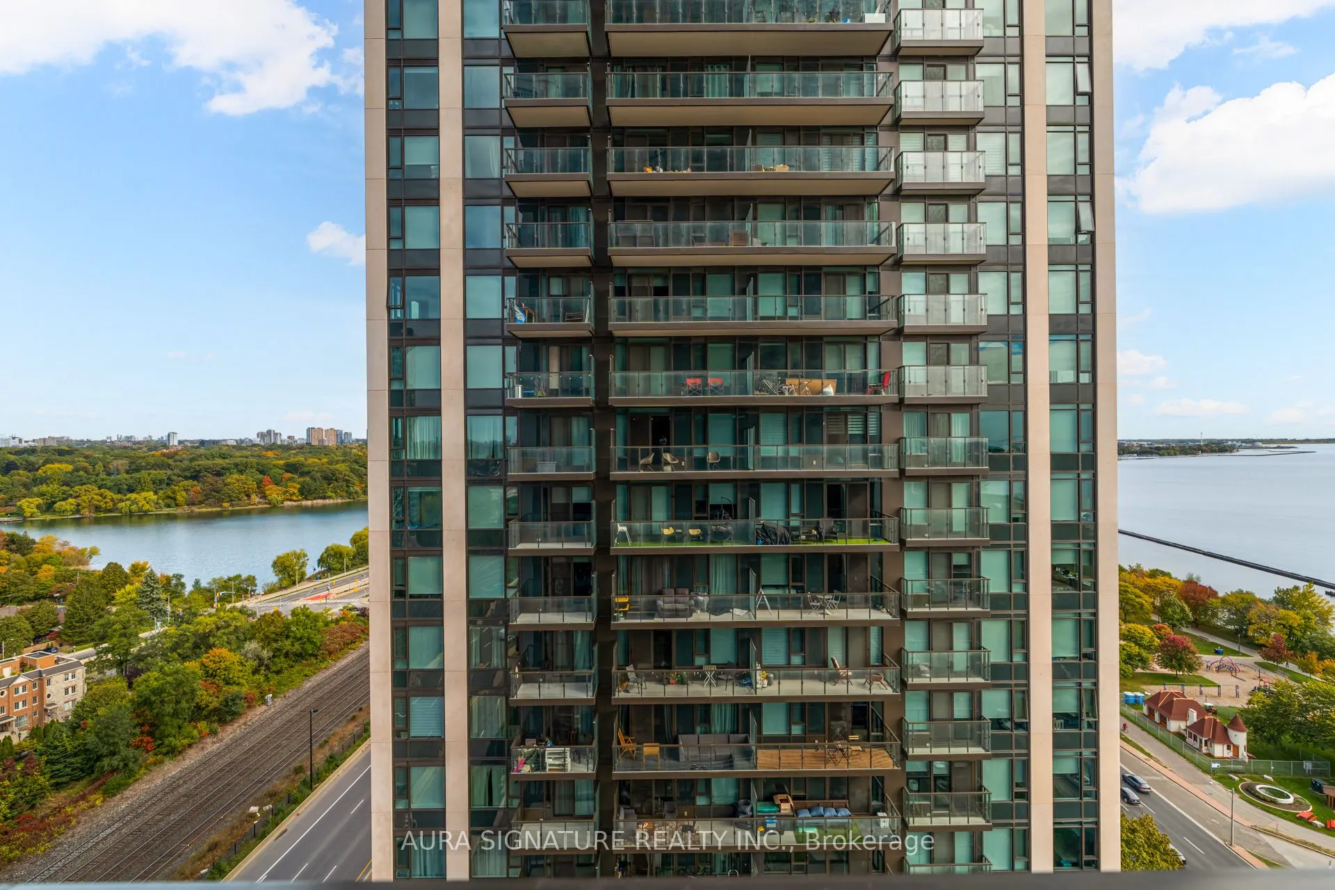 1928 Lake Shore Boulevard W, #2205