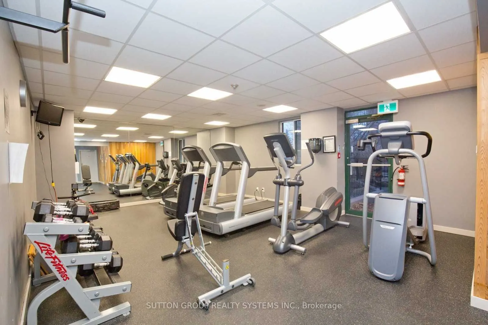 115 Hillcrest Avenue, #1604