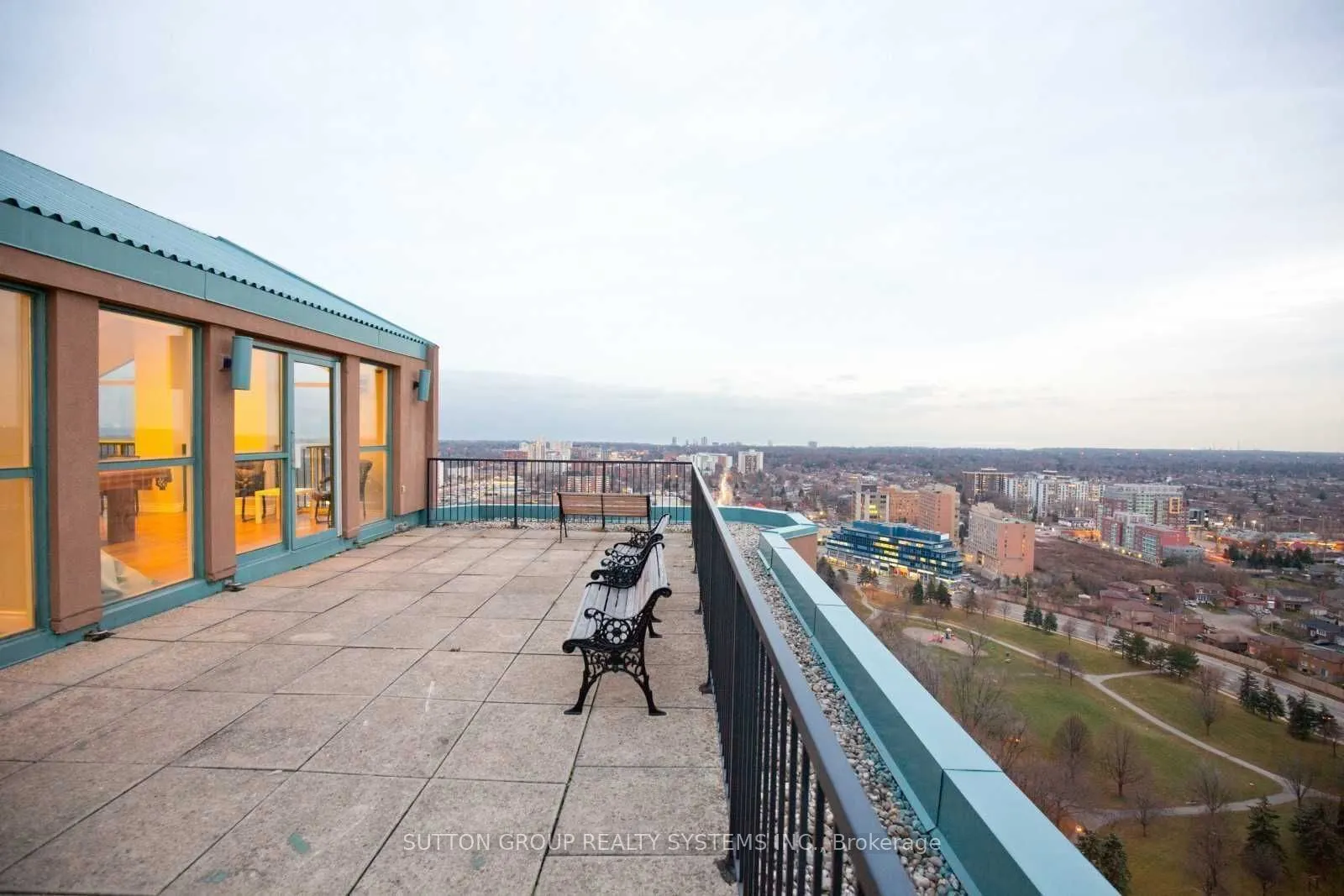 115 Hillcrest Avenue, #1604