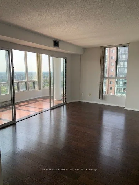 115 Hillcrest Avenue, #1604