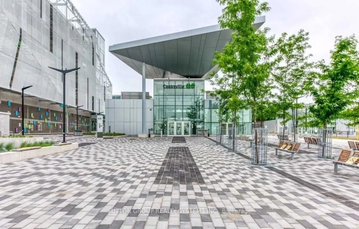 115 Hillcrest Avenue, #1604