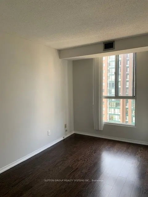 115 Hillcrest Avenue, #1604