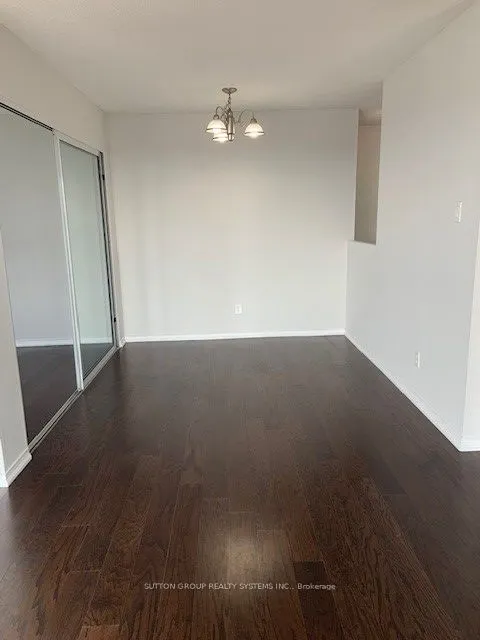 115 Hillcrest Avenue, #1604