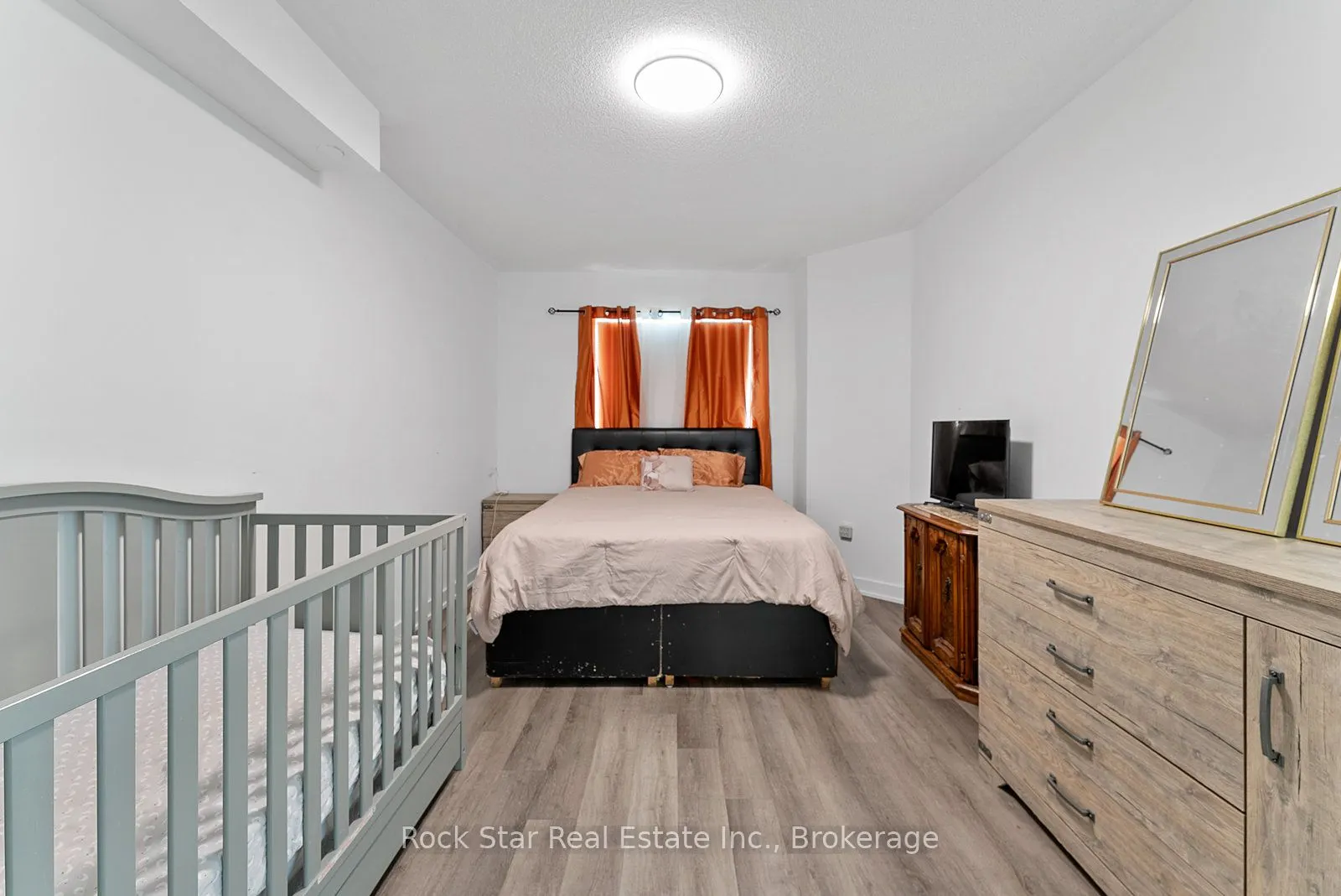 185 Veterans Drive, #5