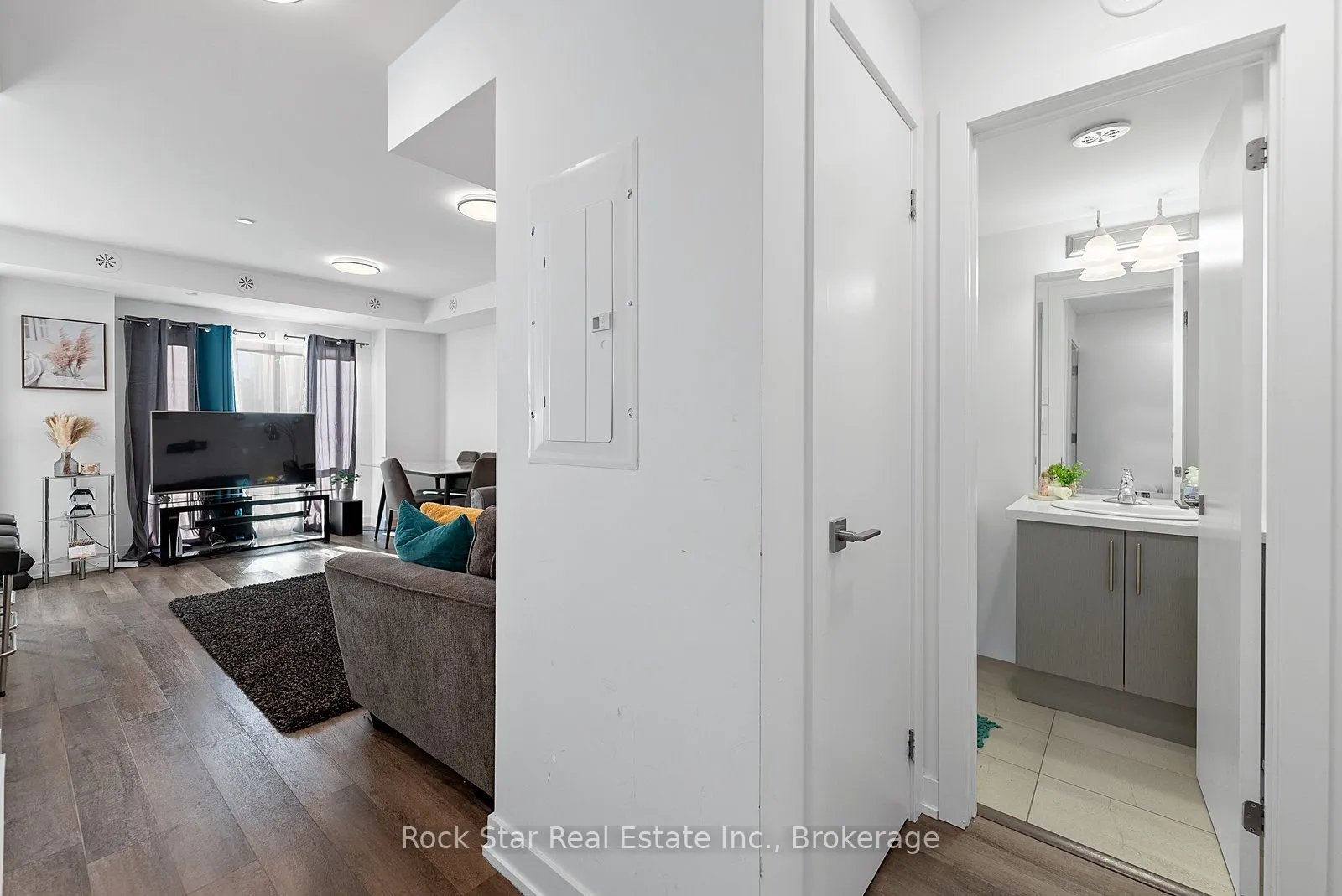 185 Veterans Drive, #5