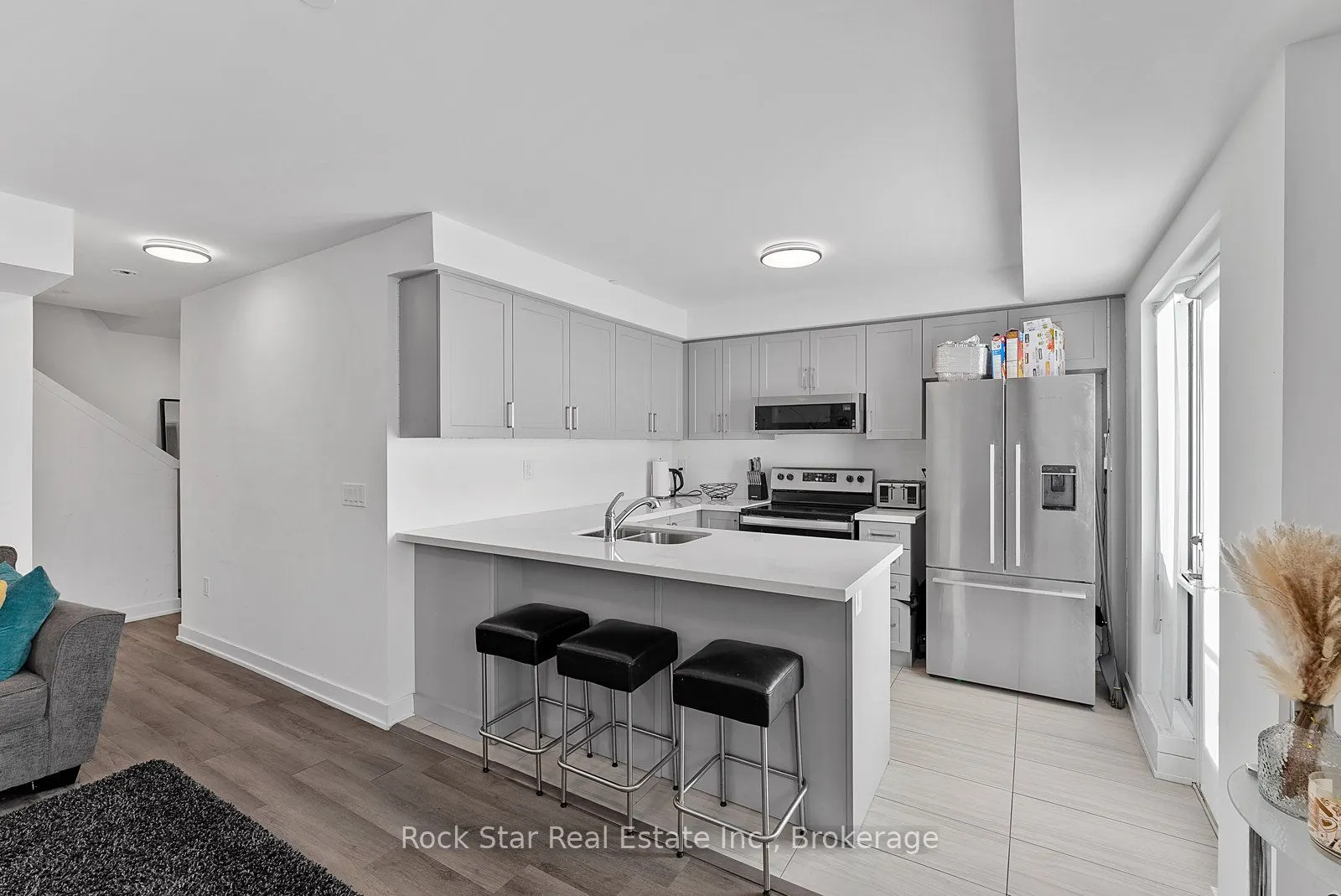 185 Veterans Drive, #5