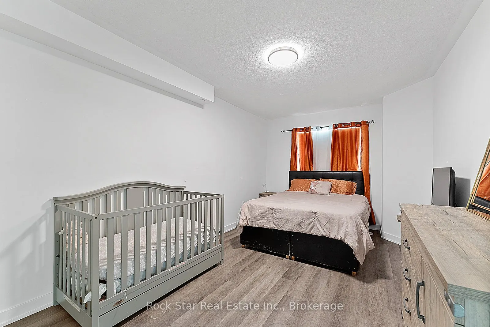185 Veterans Drive, #5