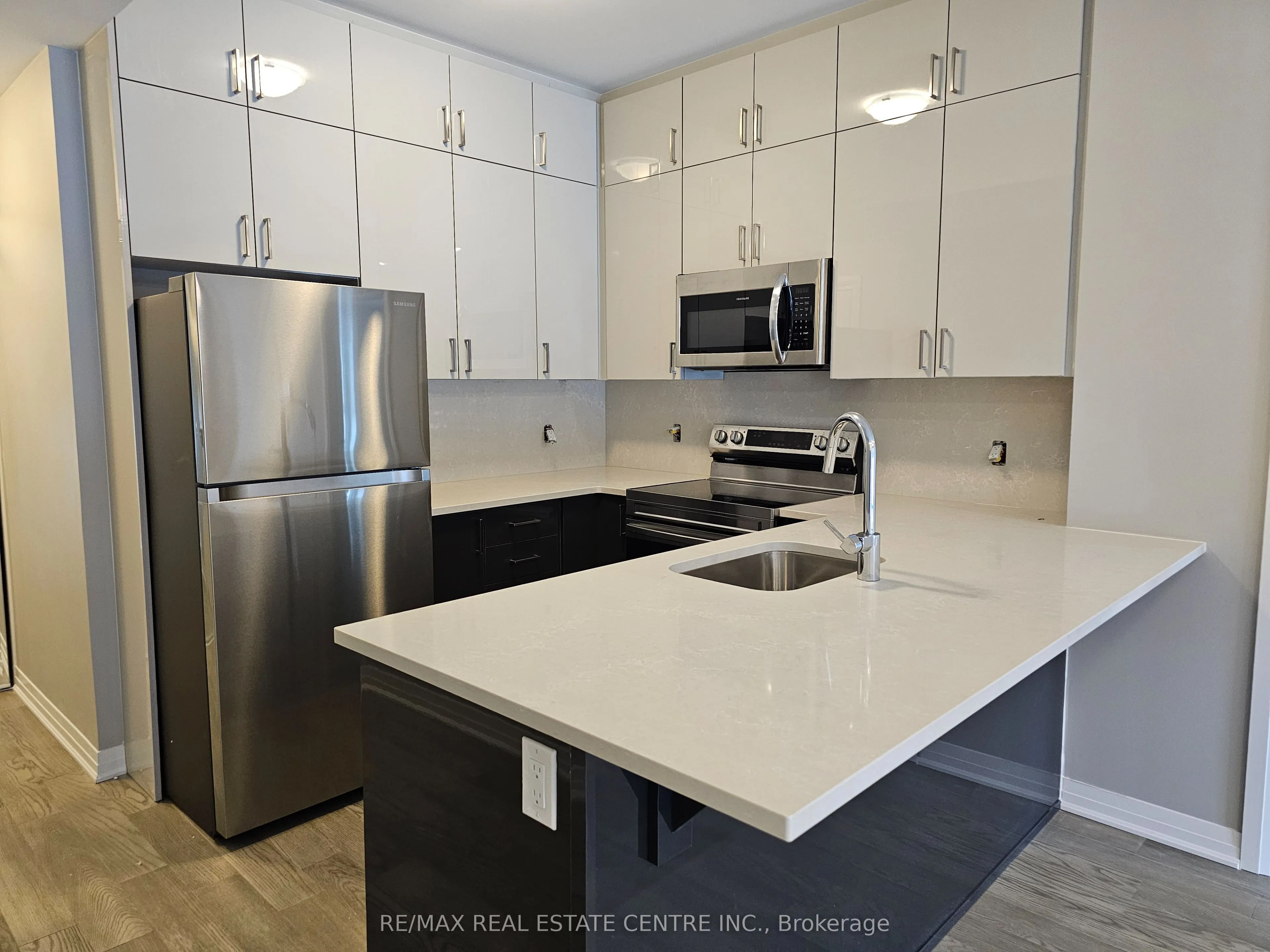 470 Gordon Krantz Avenue, #101