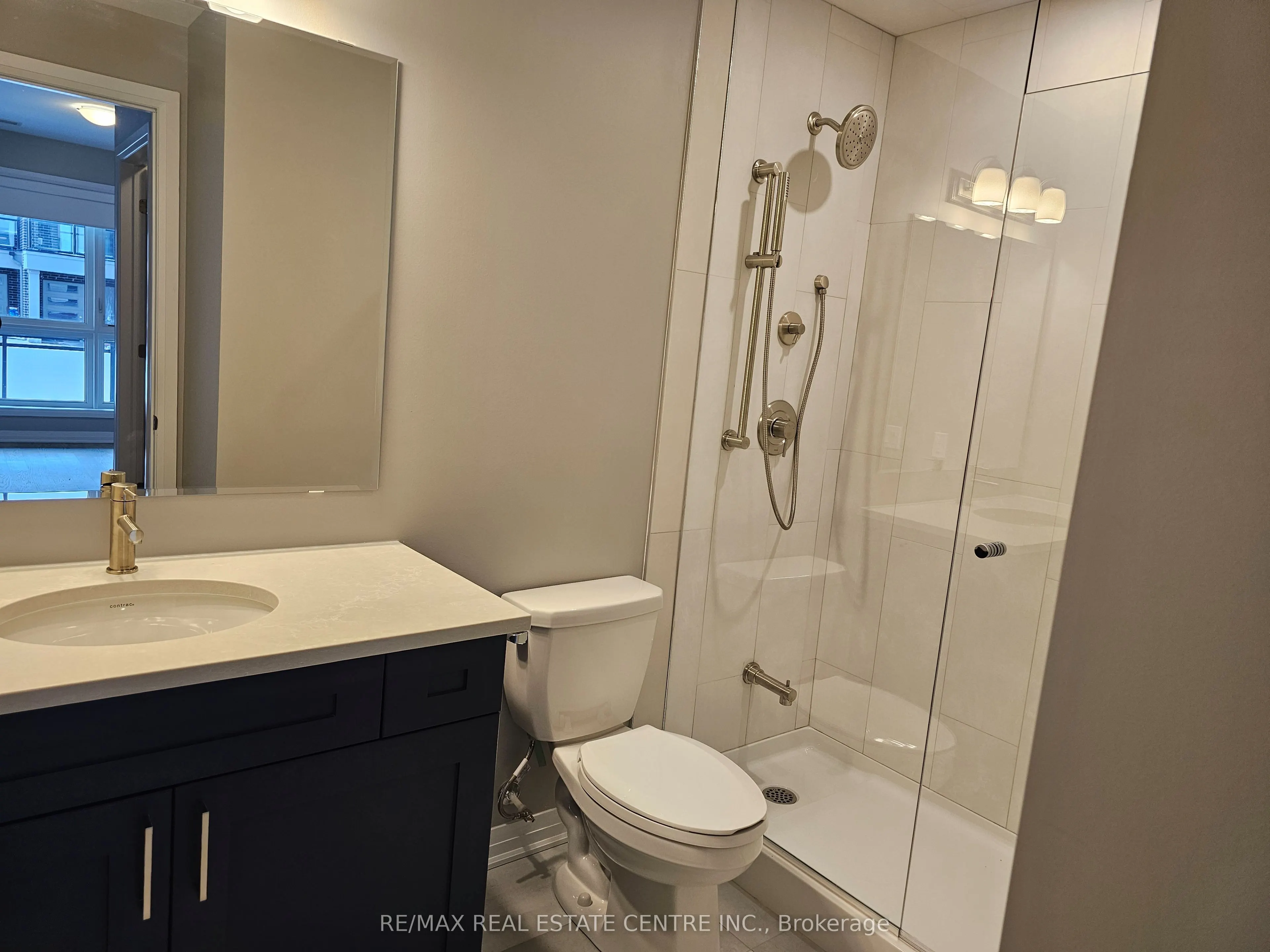470 Gordon Krantz Avenue, #101