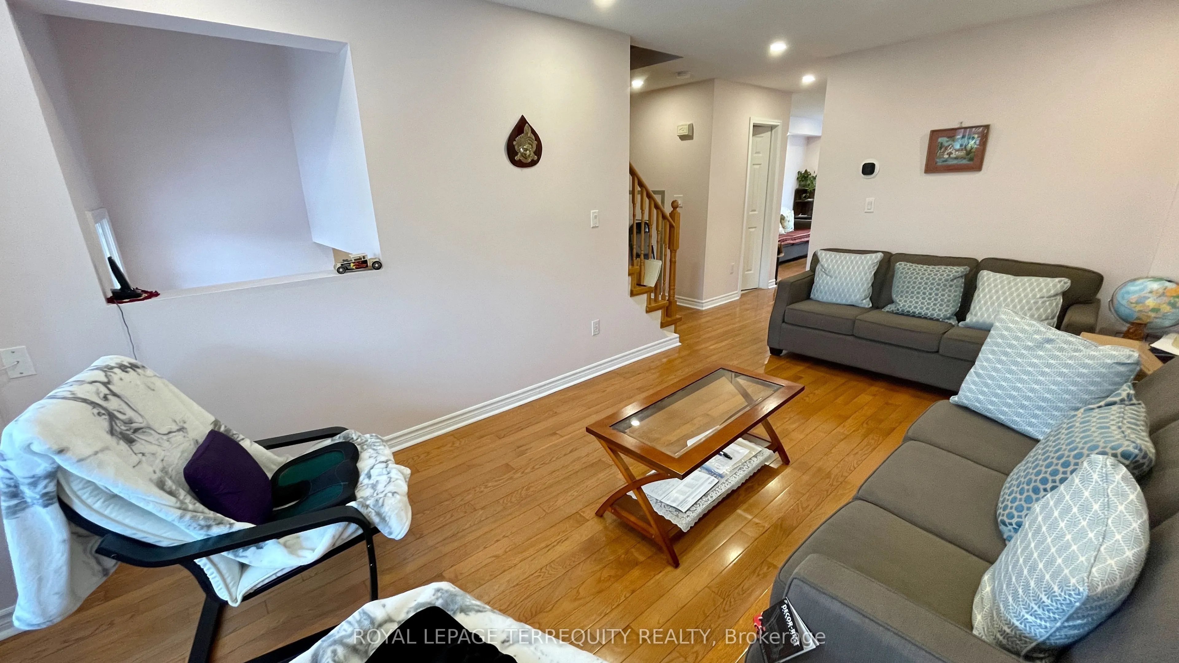 80 Acorn Place, #91