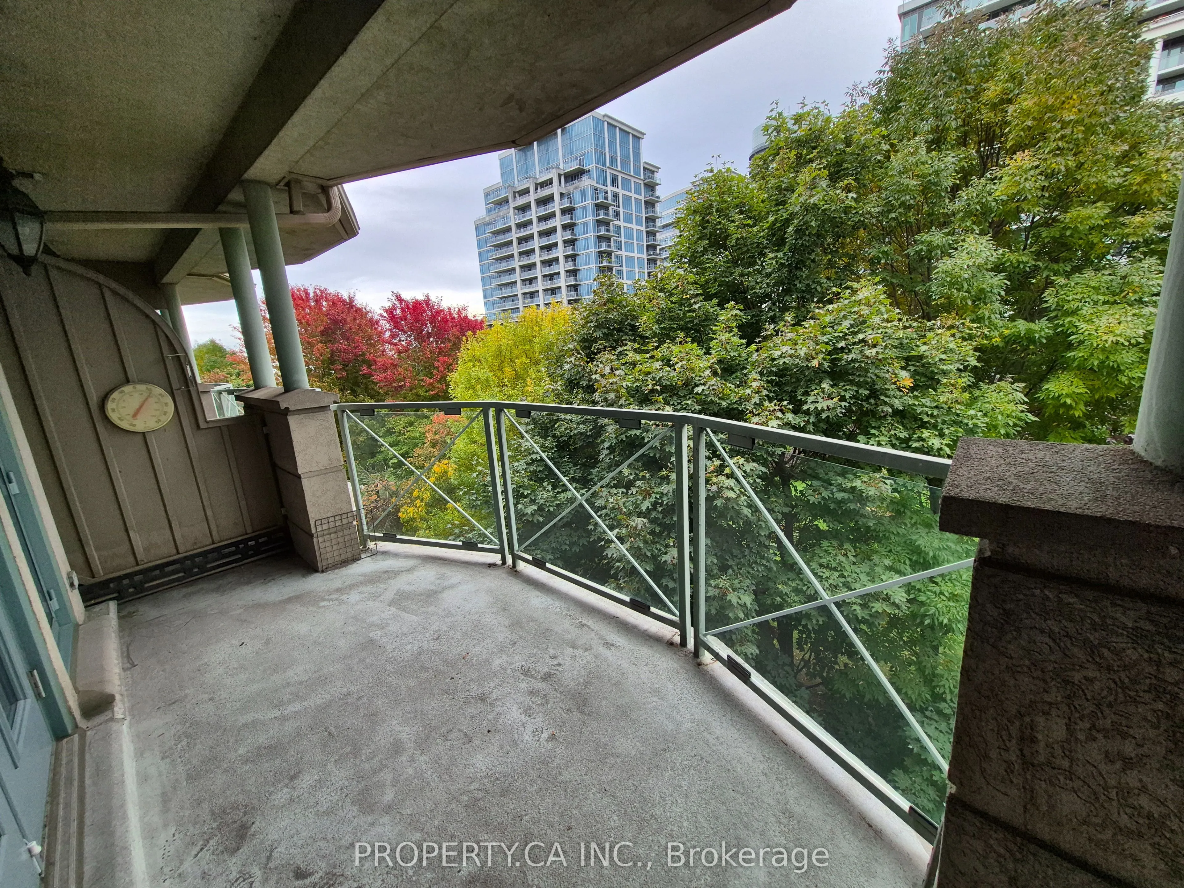 2111 Lake Shore Boulevard W, #Th7