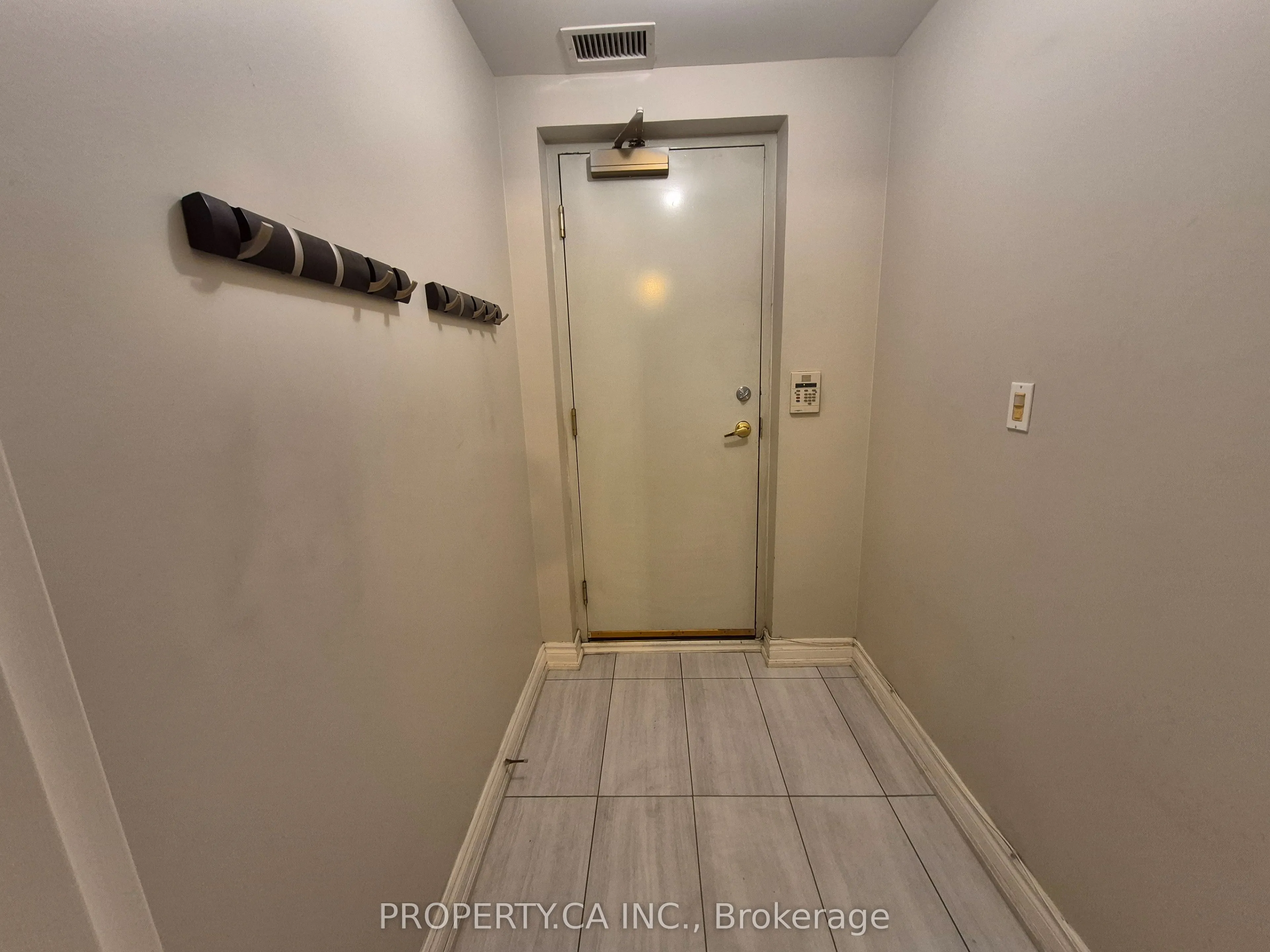 2111 Lake Shore Boulevard W, #Th7