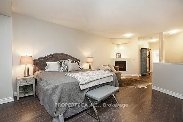 2111 Lake Shore Boulevard W, #Th7