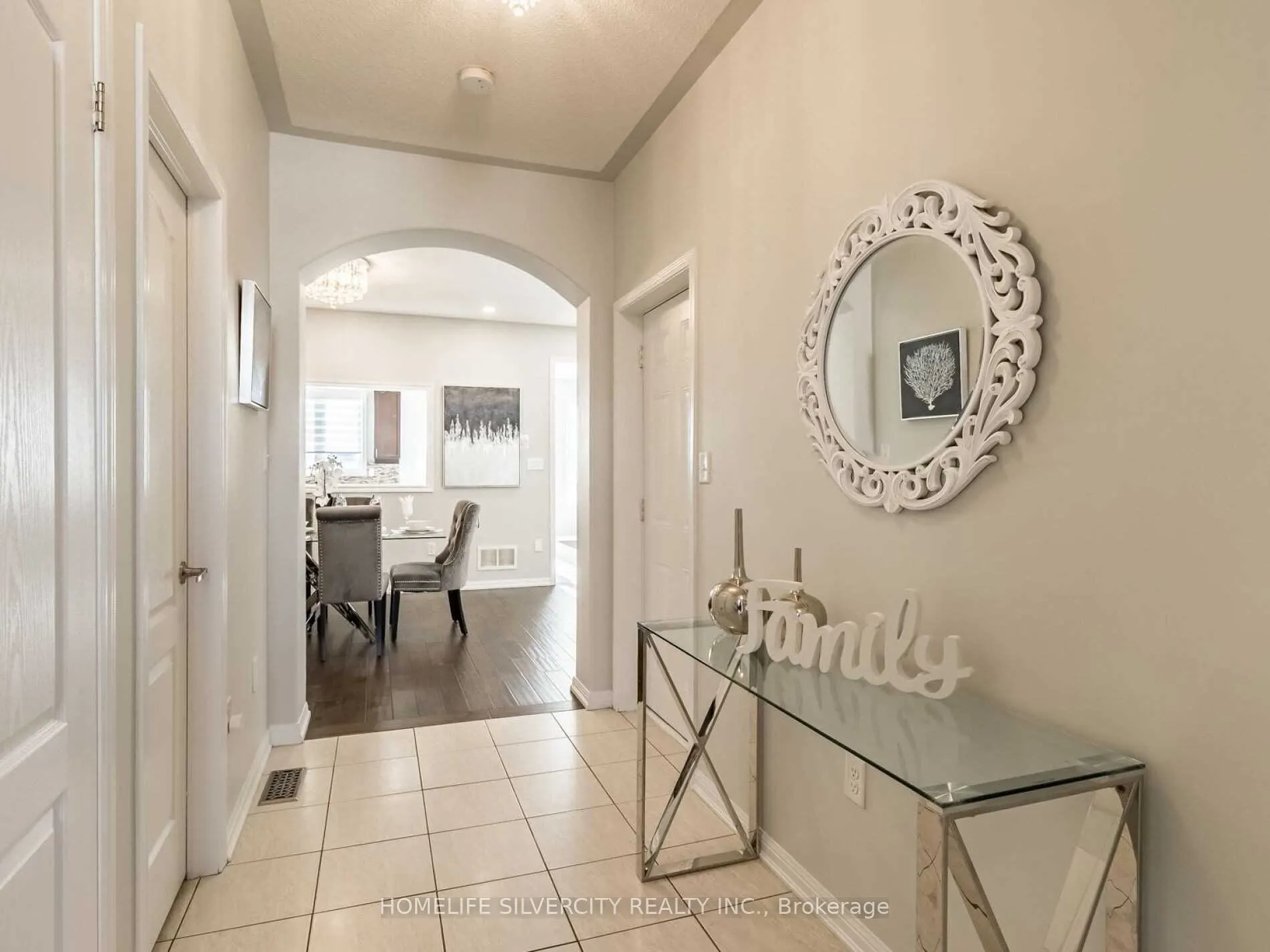 10 Bloom Drive